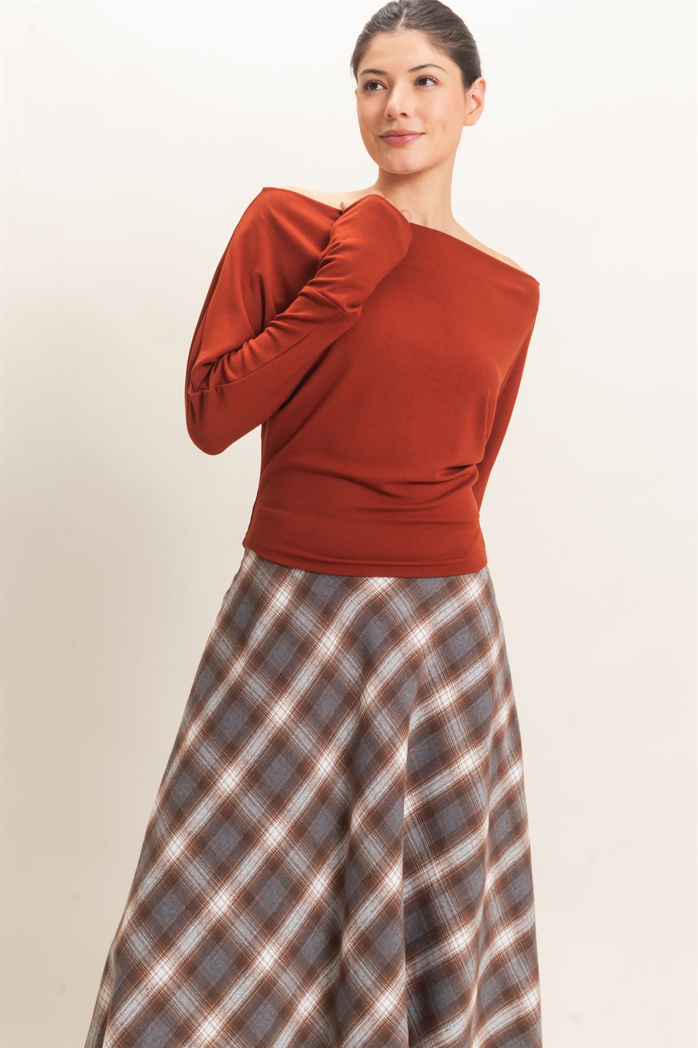 Wholesale Wide Boat Neck Dolman Sleeve Top Shirts HF26C883 BURNT SIENNA HYFVE