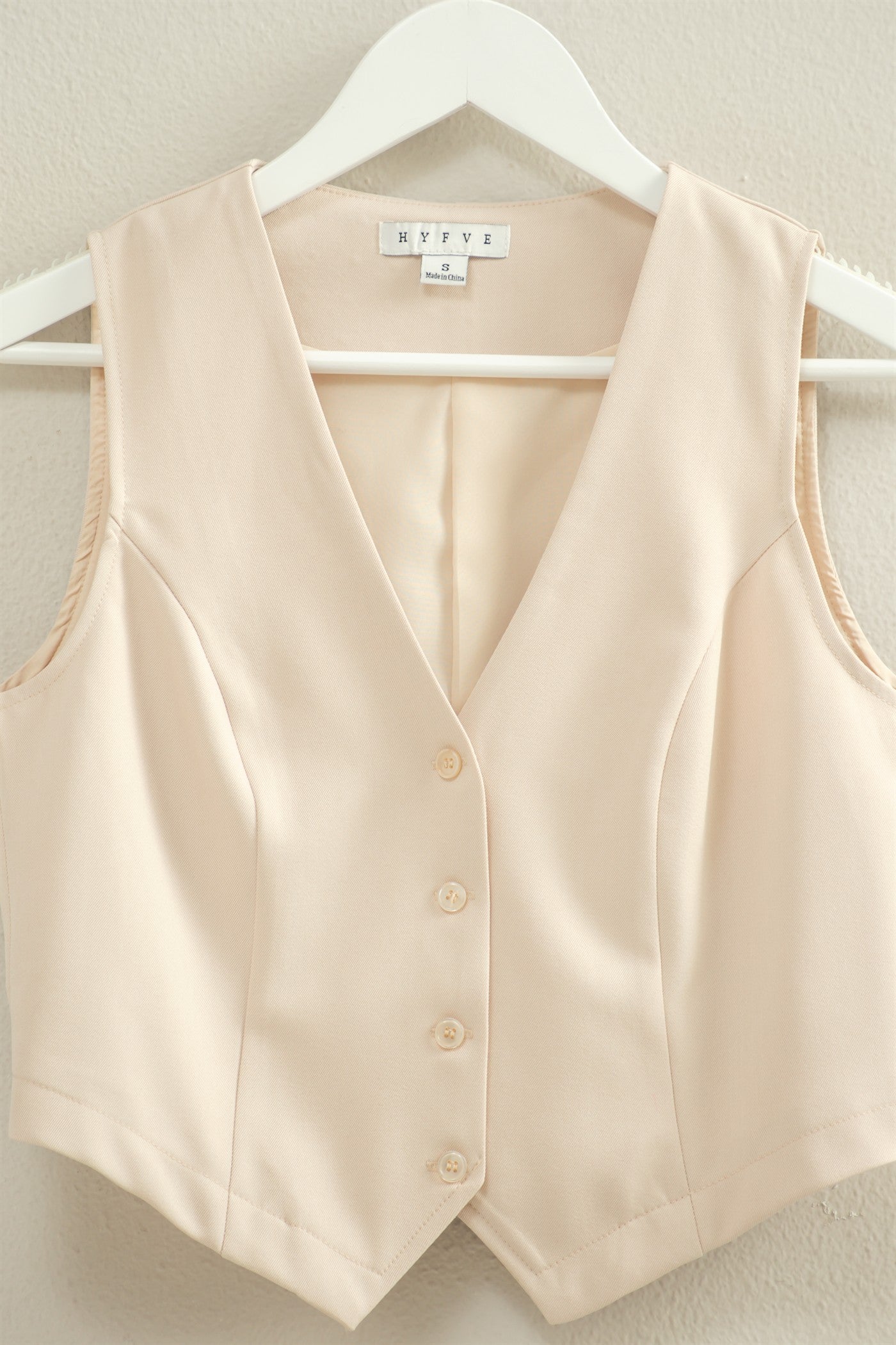 Wholesale Chic Sleeveless Vest Clothing Tops HF25C893 BEIGE HYFVE