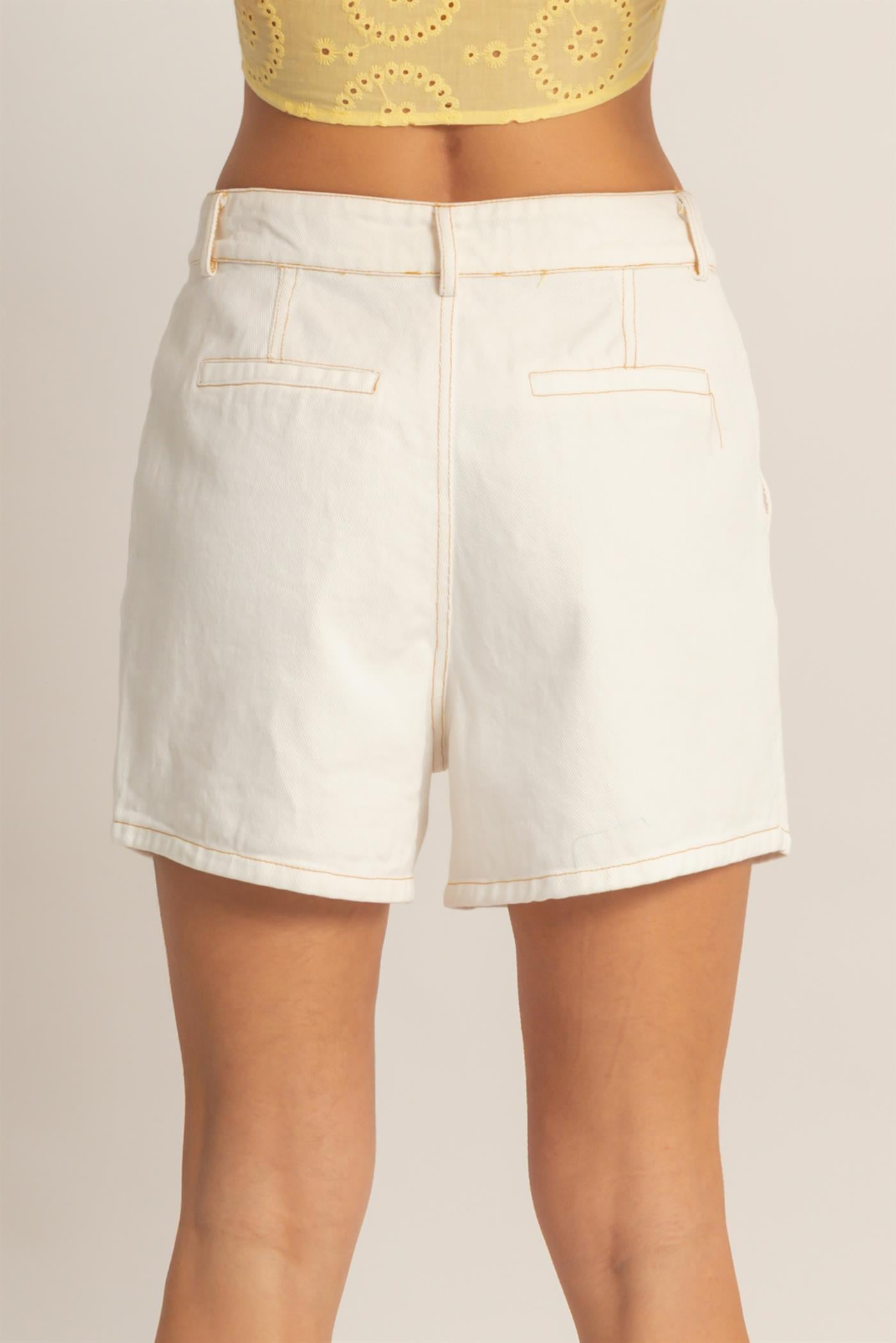 Wholesale Enzyme Wash Denim Shorts Shorts HF26A152-D WHITE HYFVE