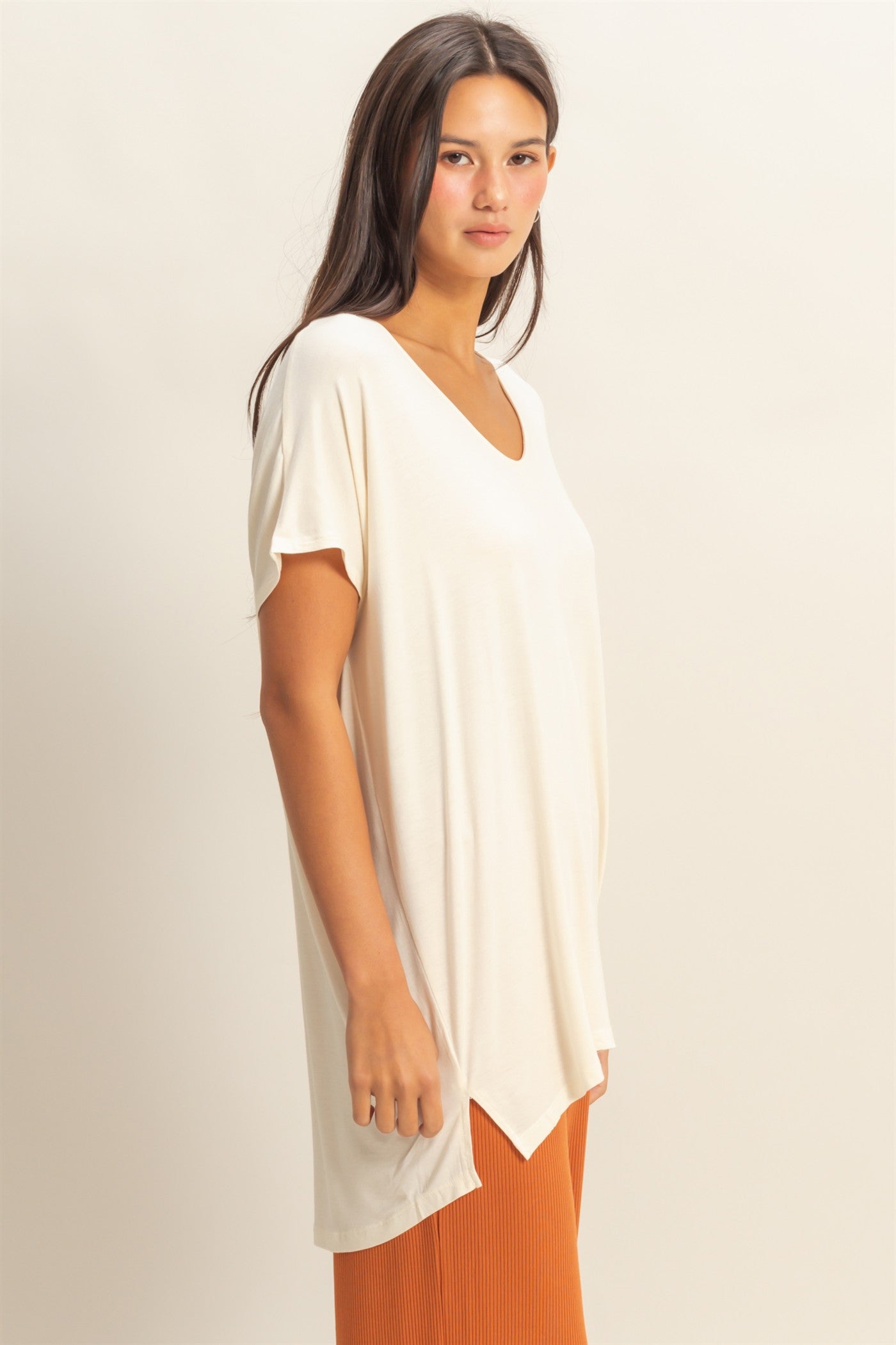 Wholesale Loose Fit Tunic High Low Top Clothing Tops DZ23F046 CREAM DOUBLE ZERO