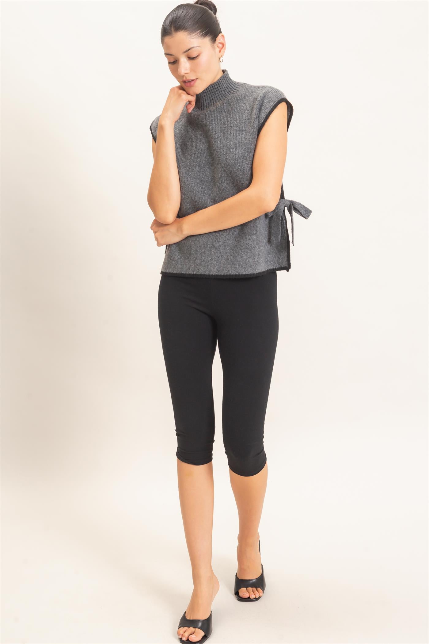 Wholesale High Neck Sweater Vest Sweaters HF26F137 H.GRAY HYFVE