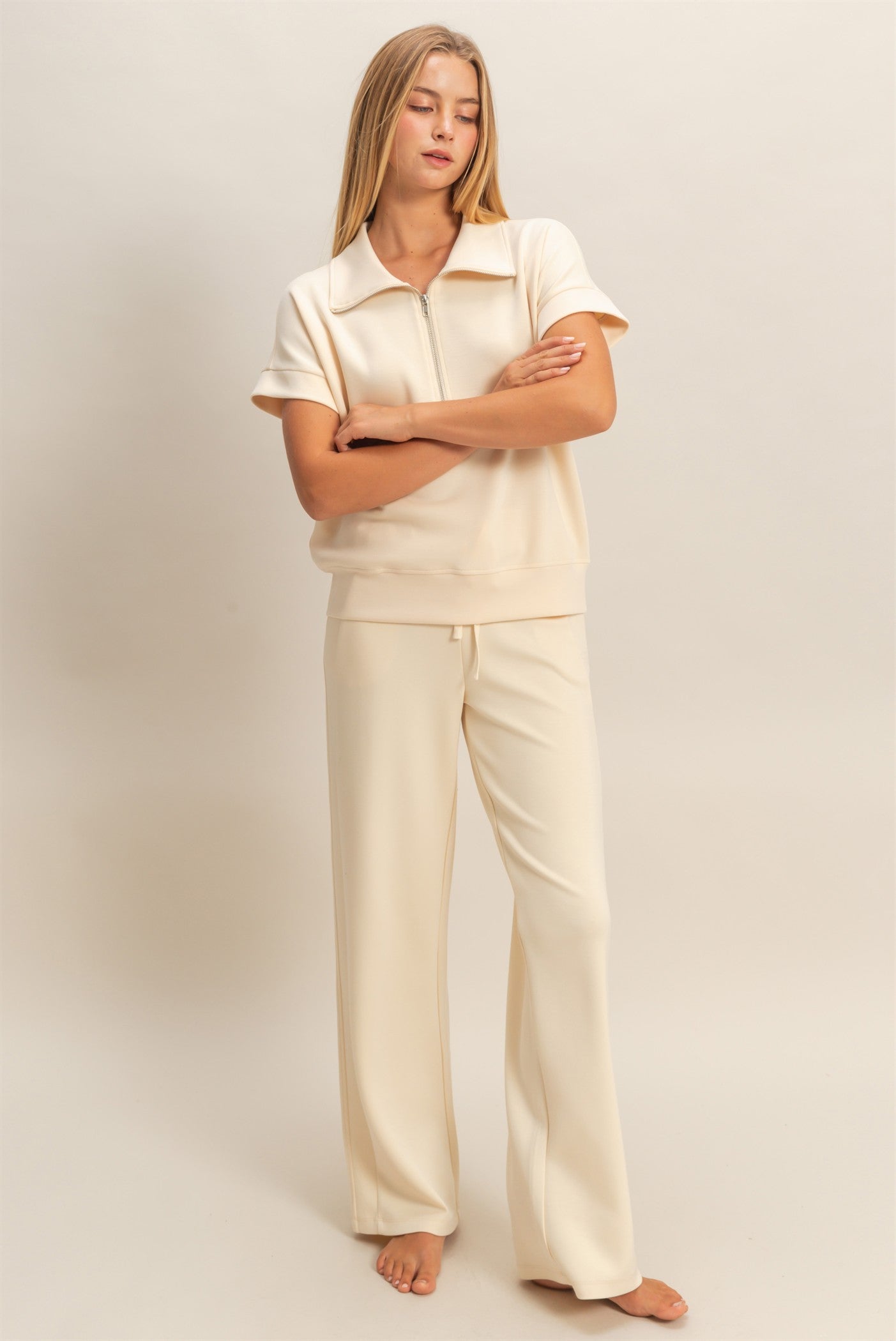 Wholesale Short Sleeve High Neck Half-Zip Top Clothing Tops DZ26C735 ALPACA DOUBLE ZERO