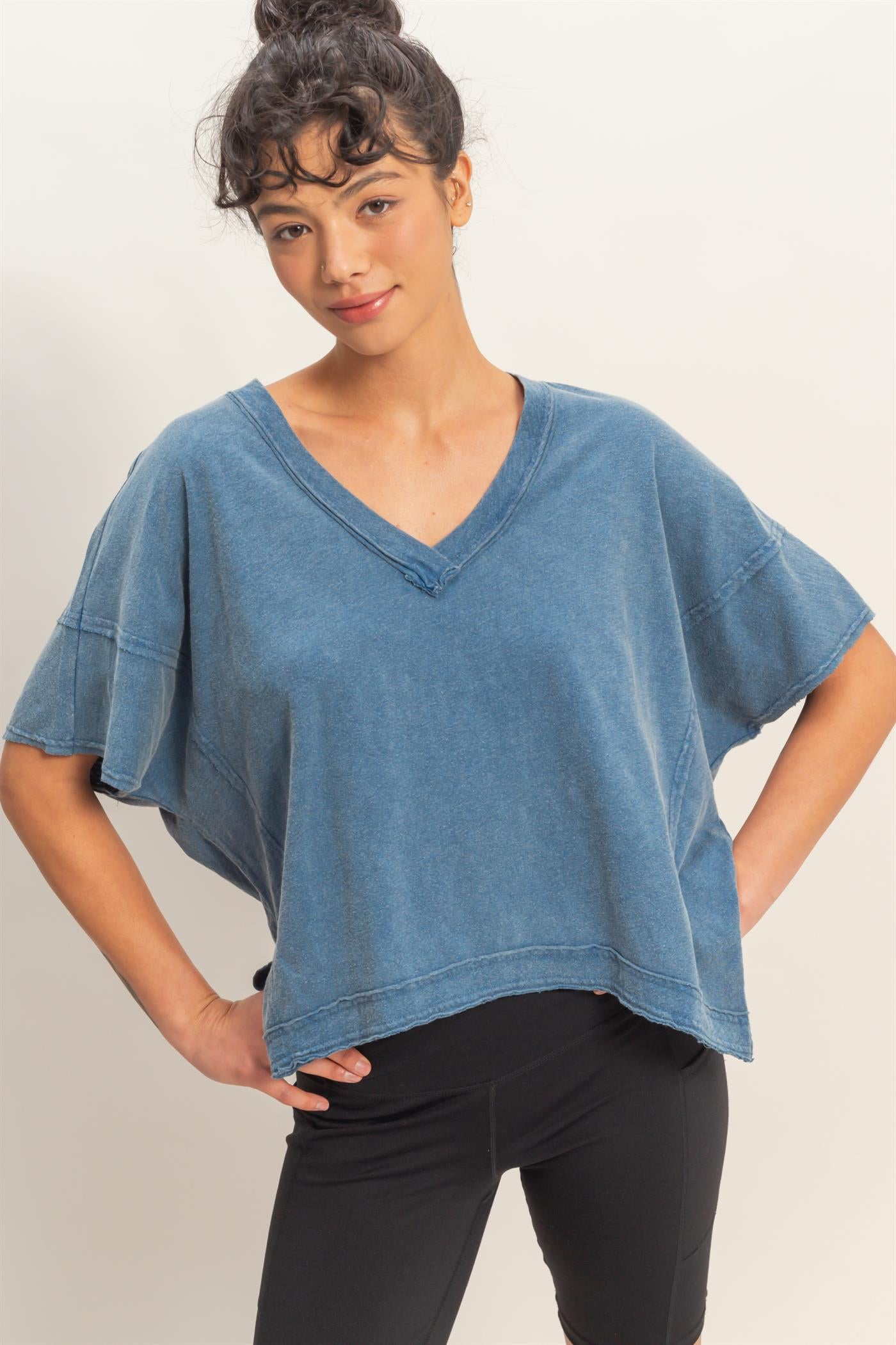 Wholesale Oversized V-Neck Short Sleeve Top Clothing Tops DZ26A032 NAVY DOUBLE ZERO