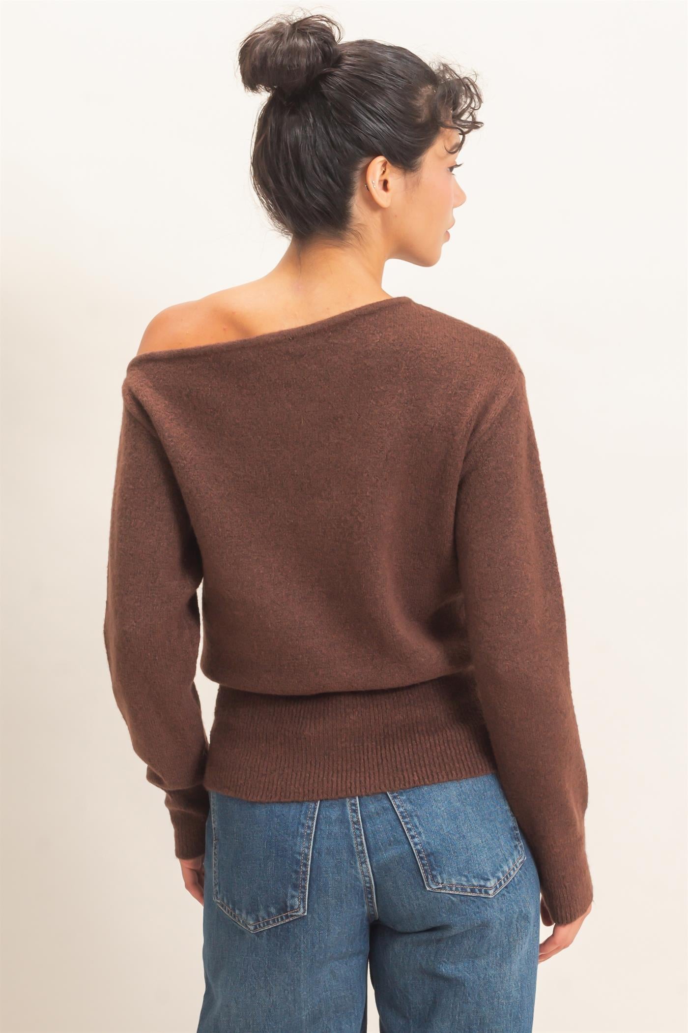Wholesale Off The Shoulder Sweater Top Sweaters DZ26F290 DARK BROWN DOUBLE ZERO