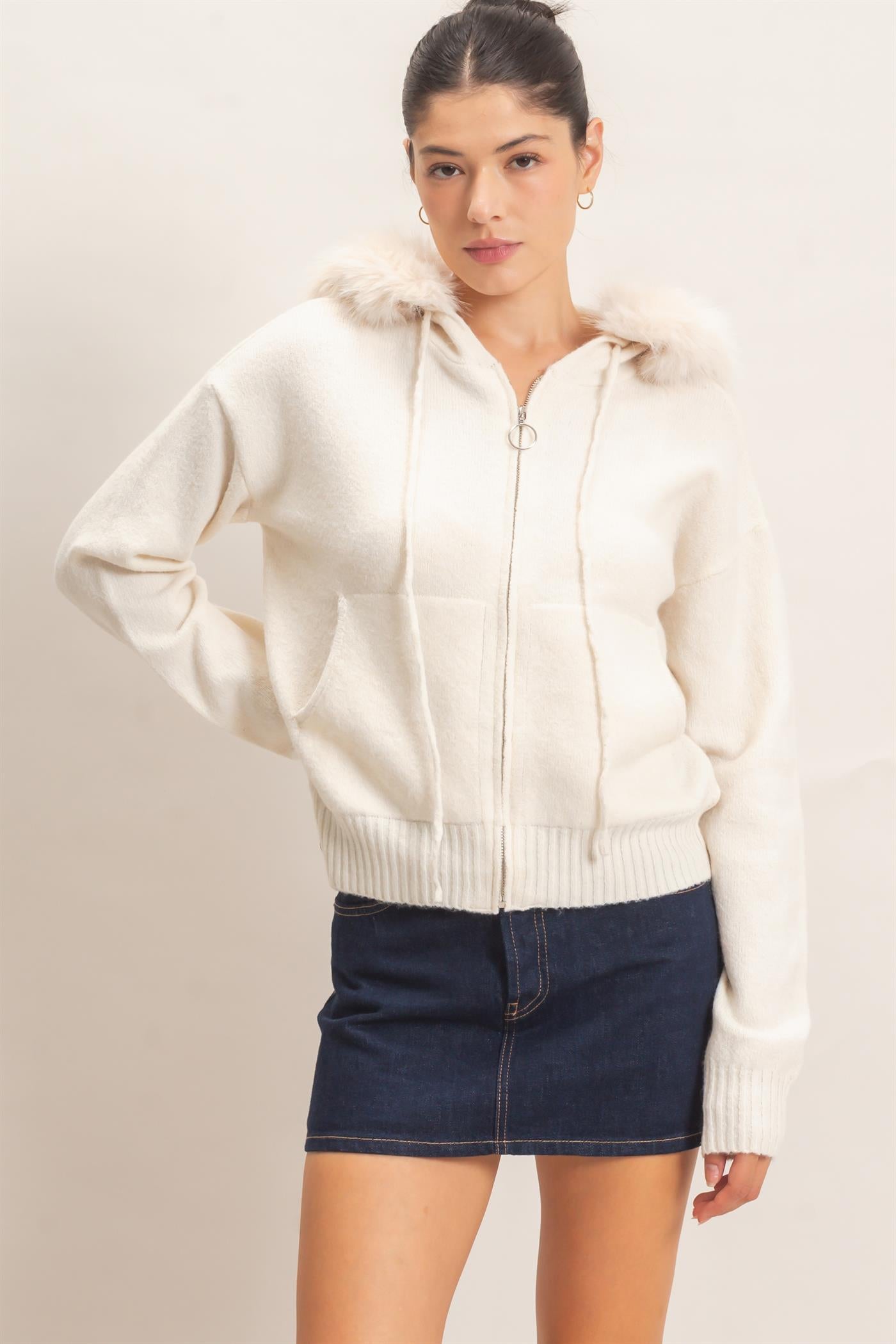 Wholesale Detachable Faux Fur Trim Zip-Up Hoodie Cardigans HF26F173 ECRU HYFVE