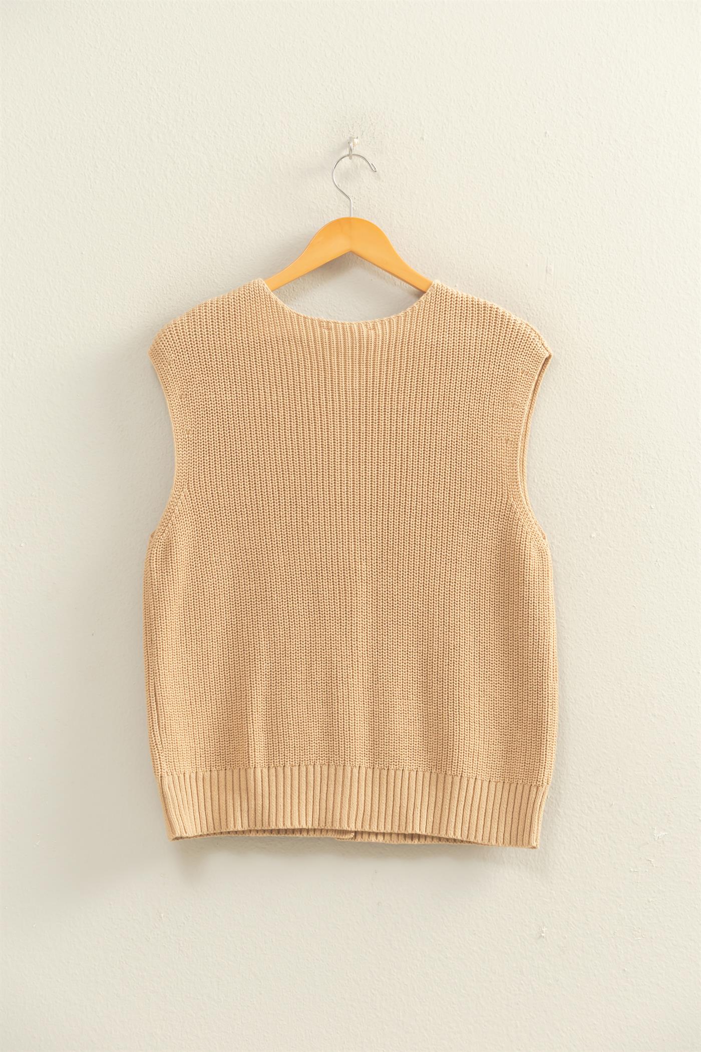Wholesale Sleeveless Button-Up Ribbed Vest Sweaters DZ26A833 TAUPE DOUBLE ZERO