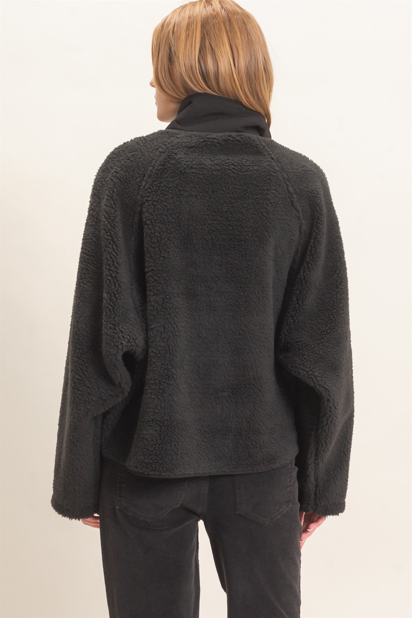 Wholesale Sherpa Fleece Jacket Coats & Jackets HF26E077 BLACK HYFVE