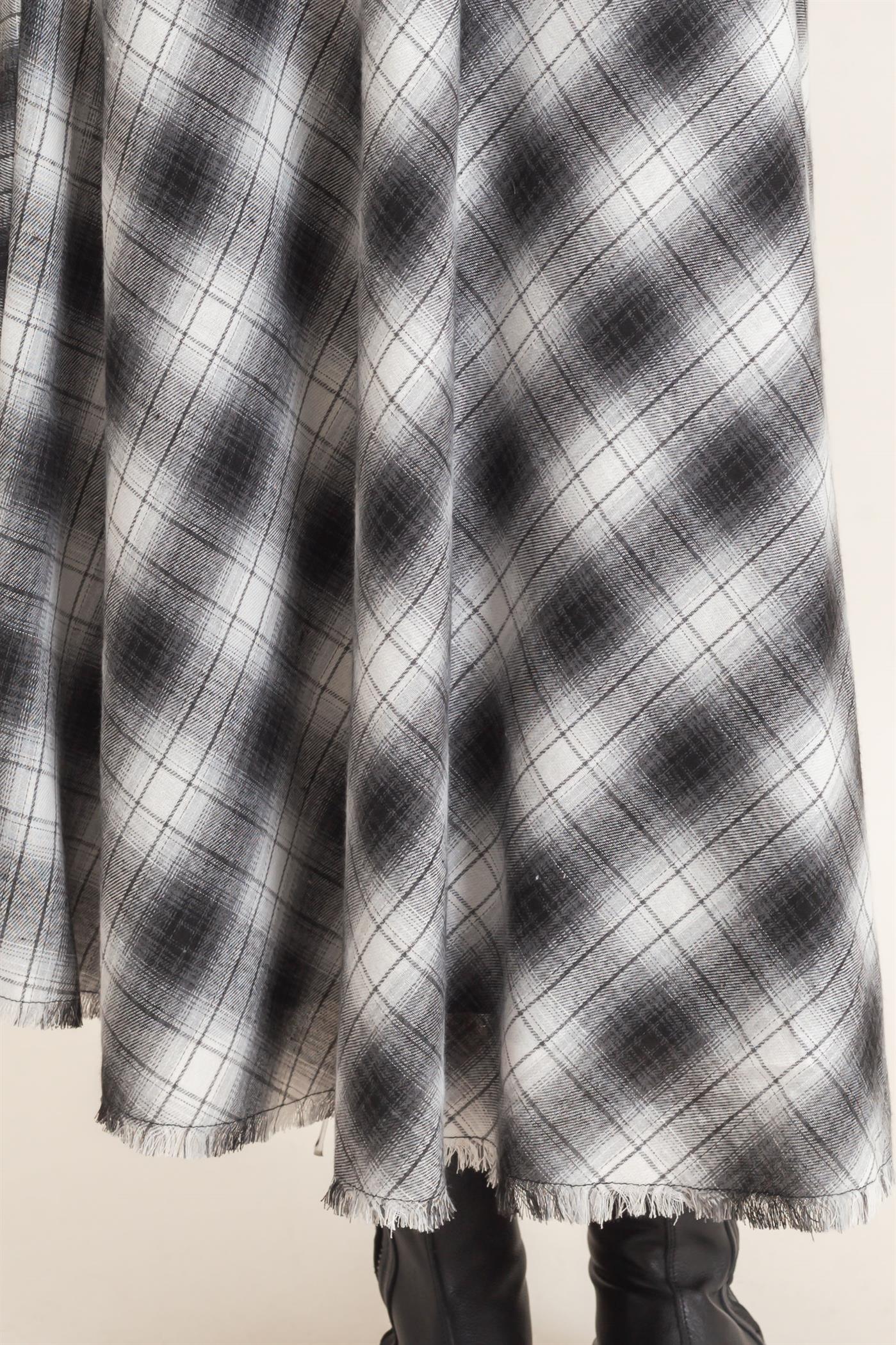 Wholesale A-Line Plaid Frayed Hem Skirt Skirts HF26E972 BLACK HYFVE