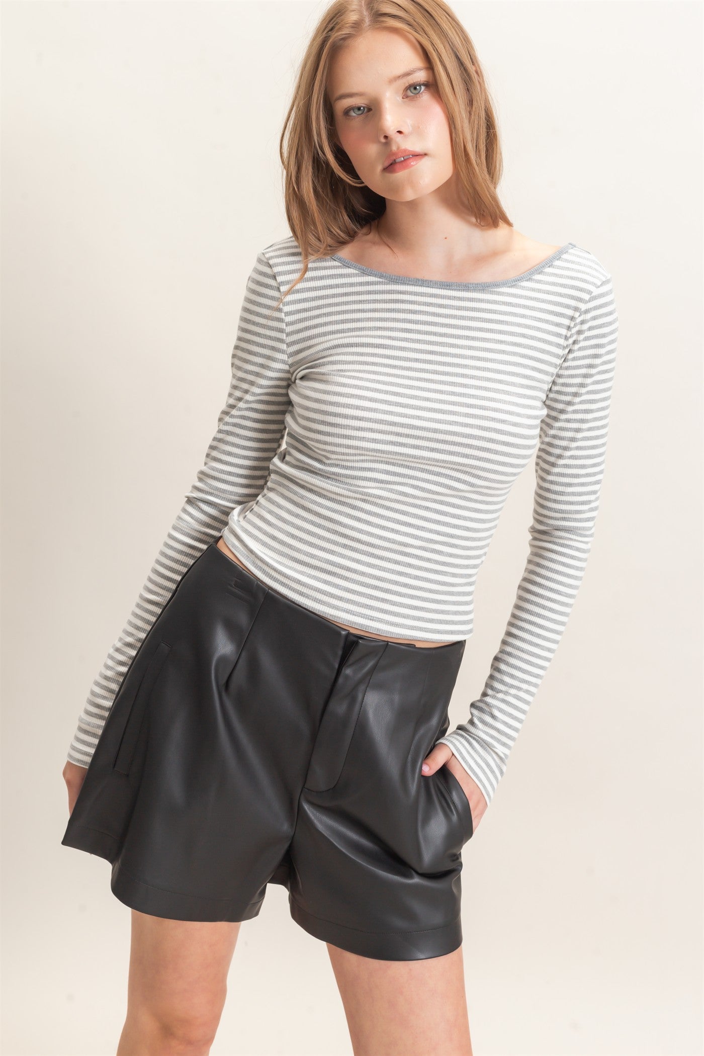 Wholesale Striped Boat Neck Long Sleeve Top Clothing Tops HF26F080 GRAY/WHITE HYFVE