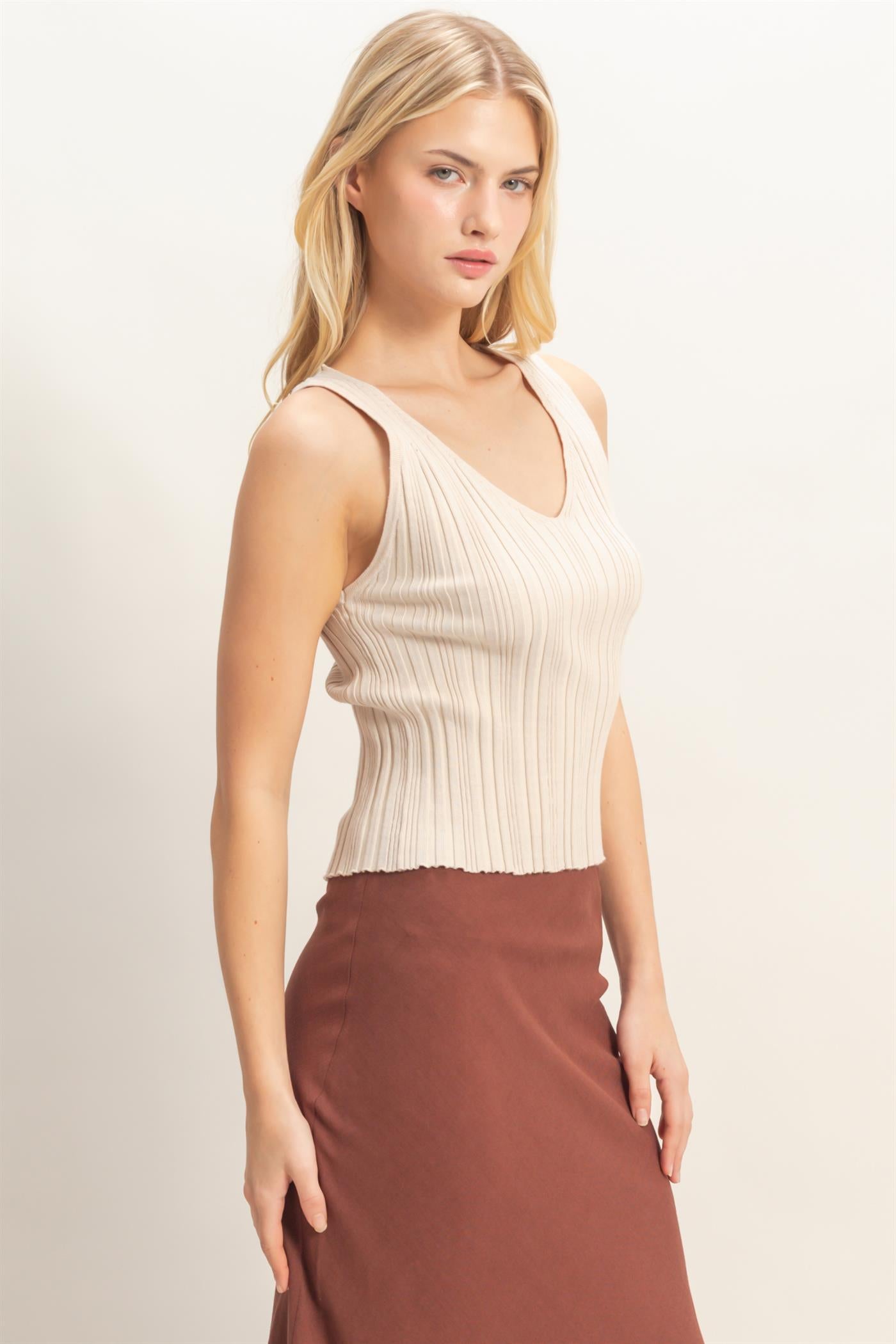 Wholesale Ribbed V-Neck Tank Top Sweaters HF26C331 SAND HYFVE