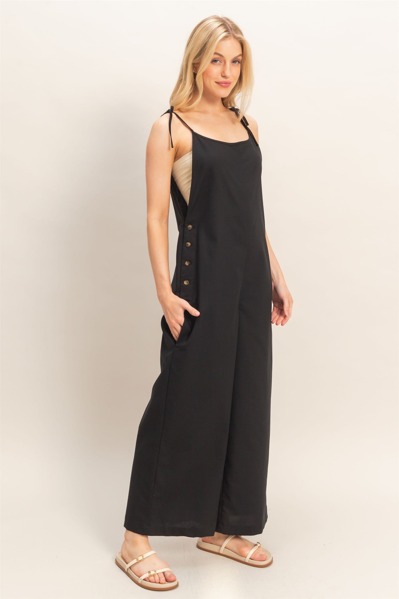 Wholesale Adjustable Strap Jumpsuit Clothing HF26A799 BLACK HYFVE