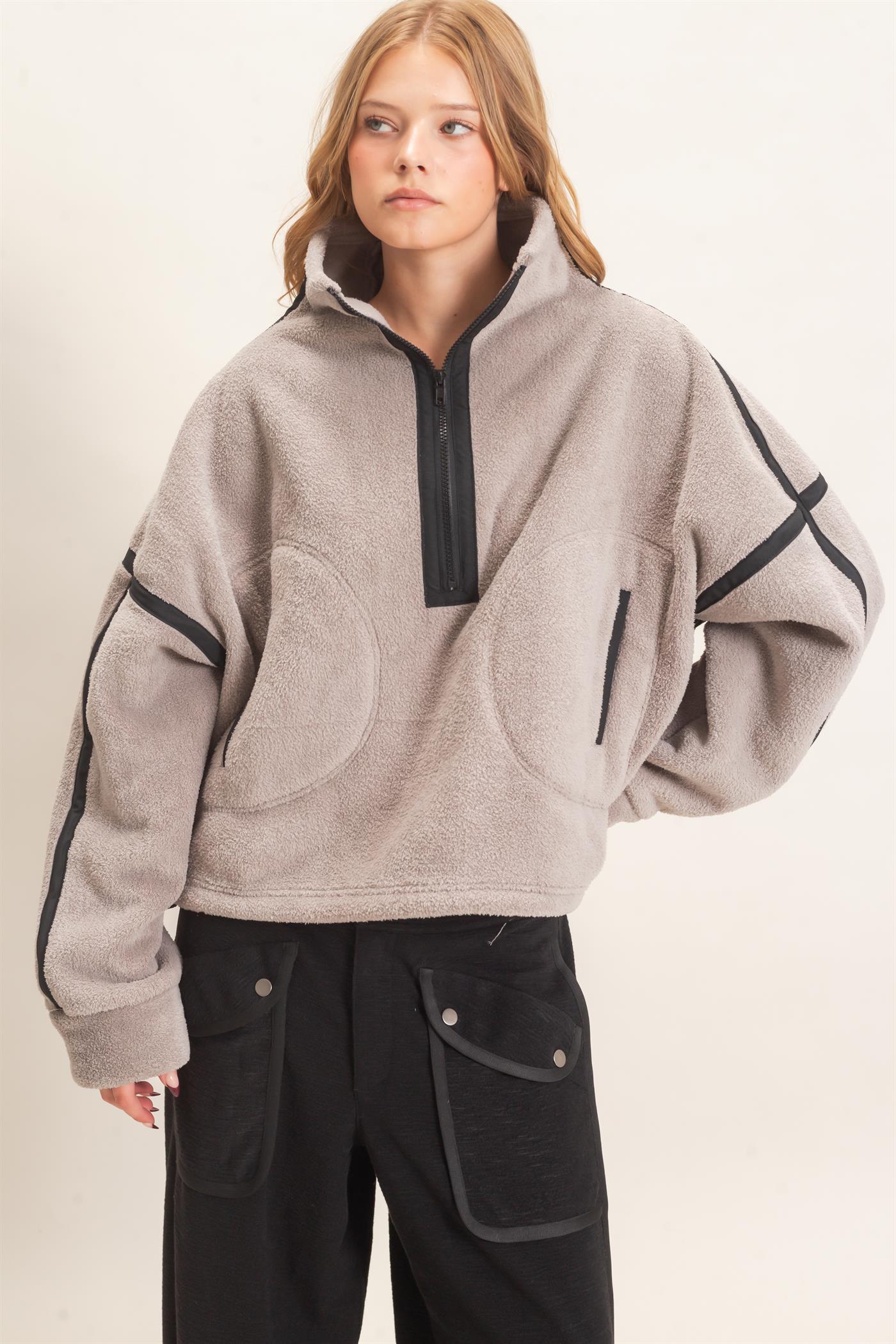 Wholesale Contrast Trim Half-Zip Fleece Pullover Outerwear HF26F206-D GRAY HYFVE