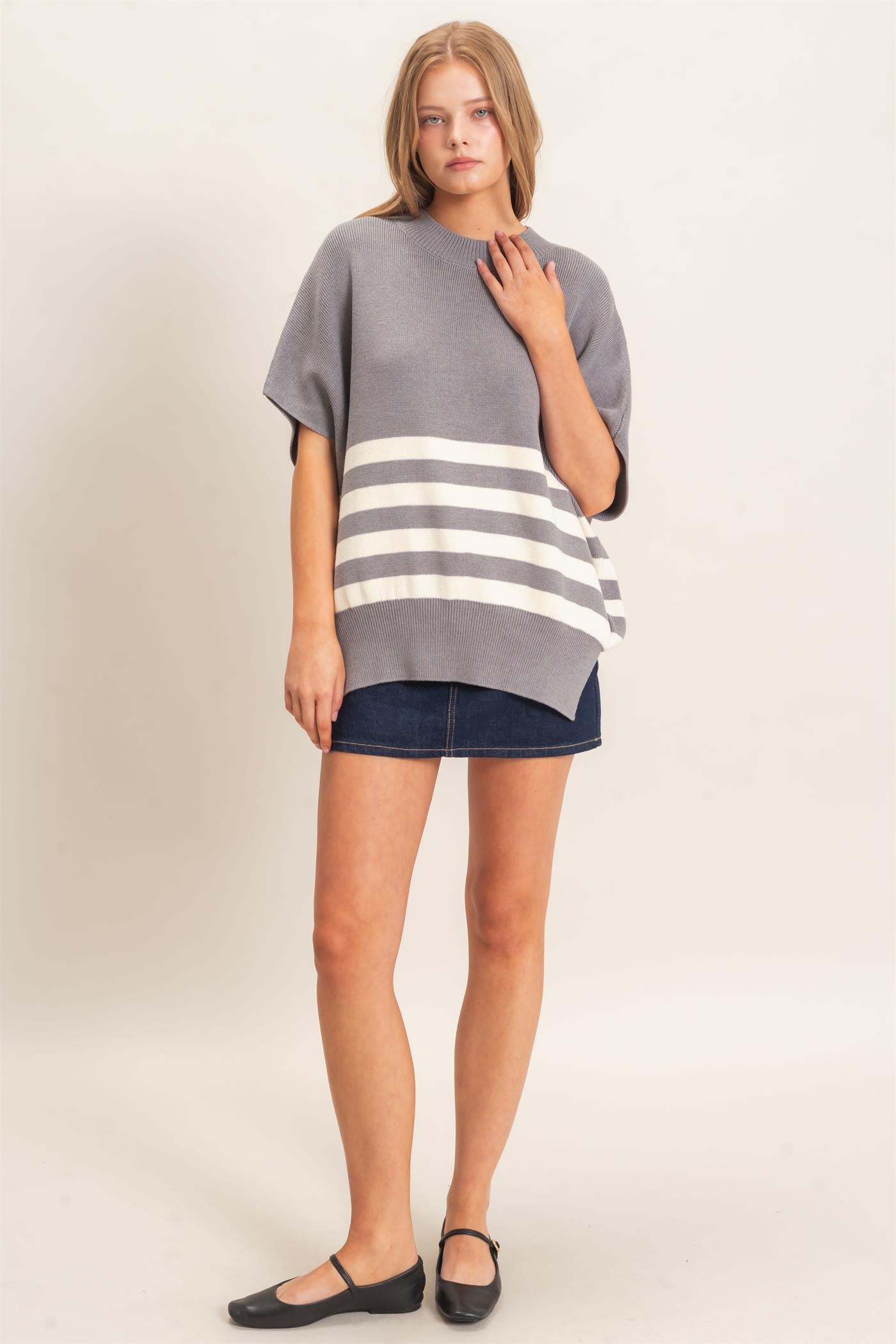 Wholesale Striped Ribbed Crew Neck Sweater Sweaters HF26E350-D GRAY HYFVE