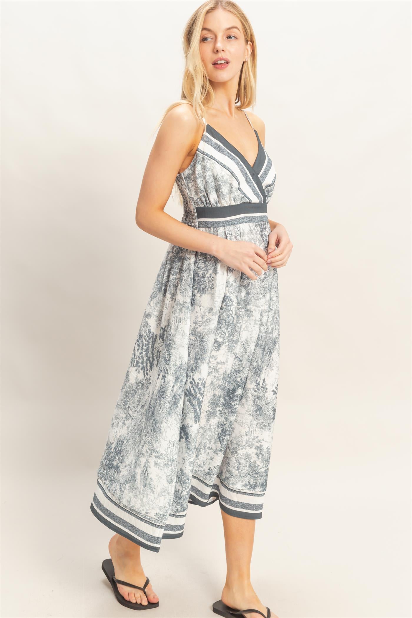 Wholesale Printed V-Neck A-Line Dress Dresses HF26A144 GRAY HYFVE