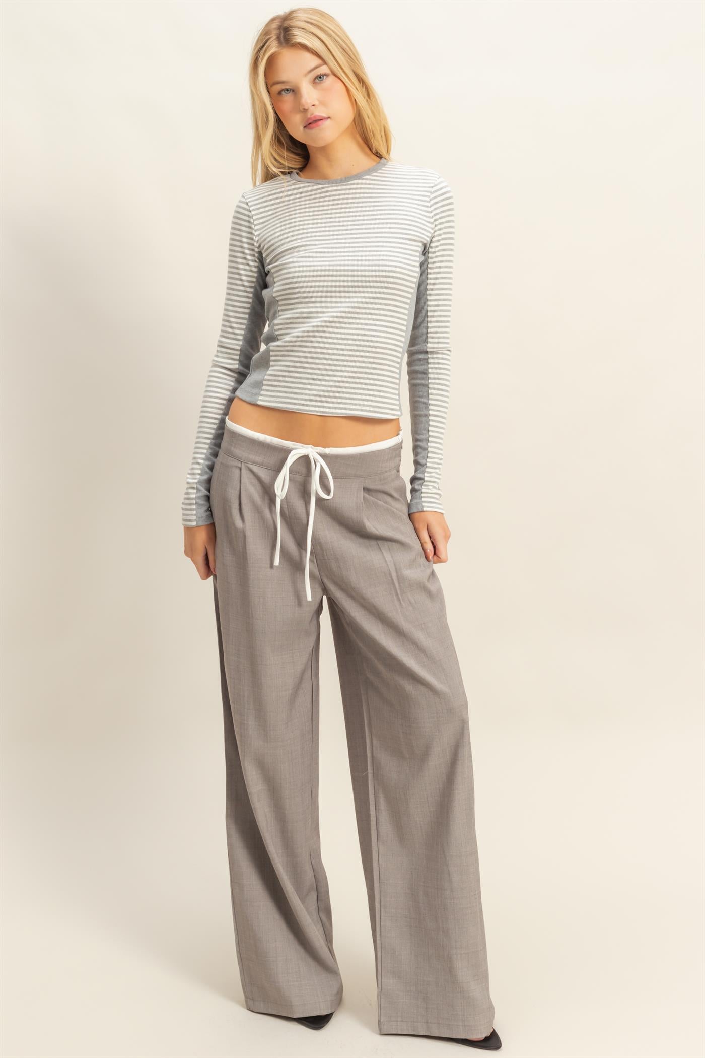 Wholesale Striped Long Sleeve Knit Top T-Shirts HF25F067 GRAY HYFVE