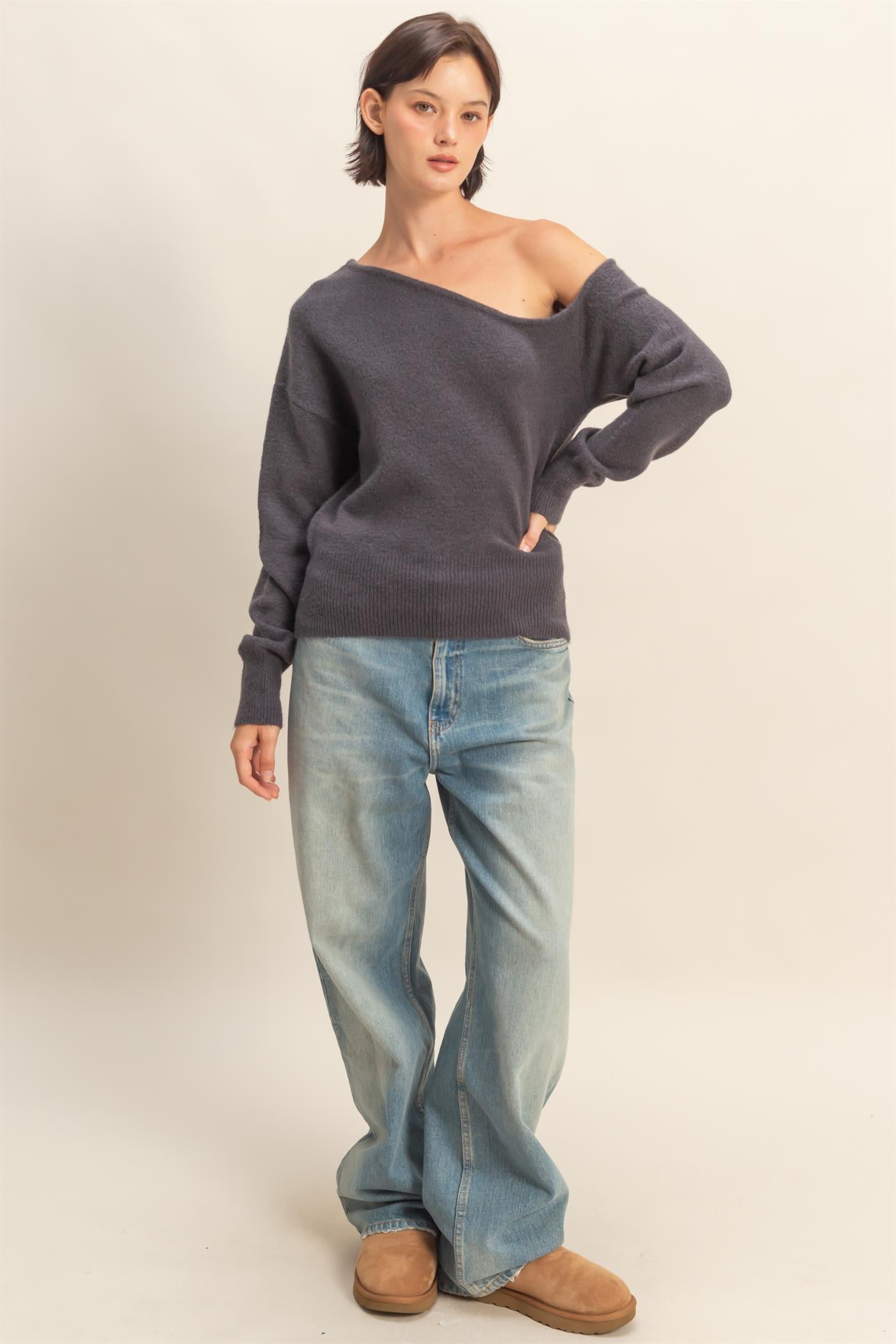 Wholesale Asymmetric Off-Shoulder Sweater Sweaters DZ25F121 CHARCOAL DOUBLE ZERO