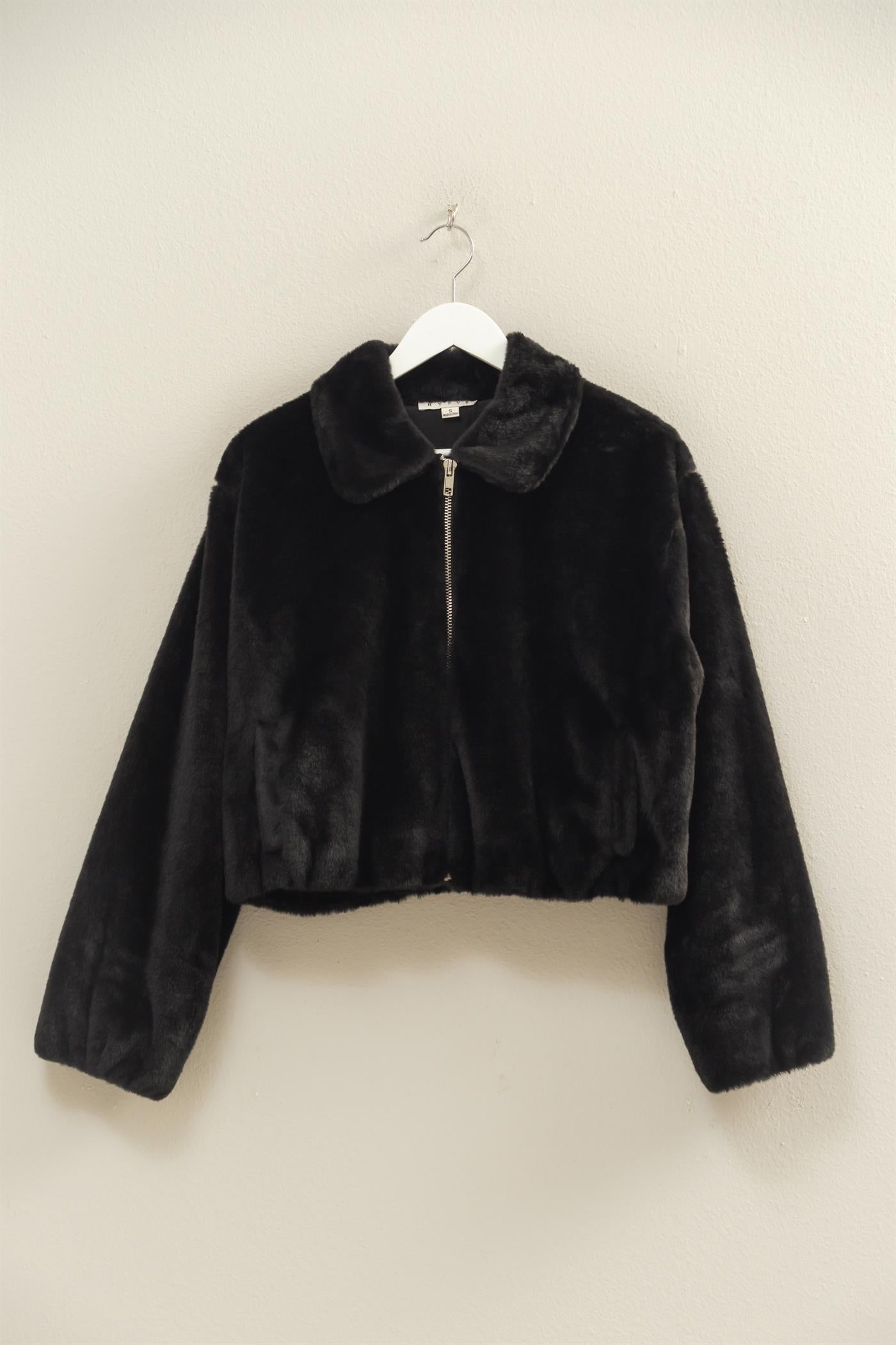 Wholesale Faux Fur Zip Up Jacket With Plush Collar Coats & Jackets HF25E940 BLACK HYFVE