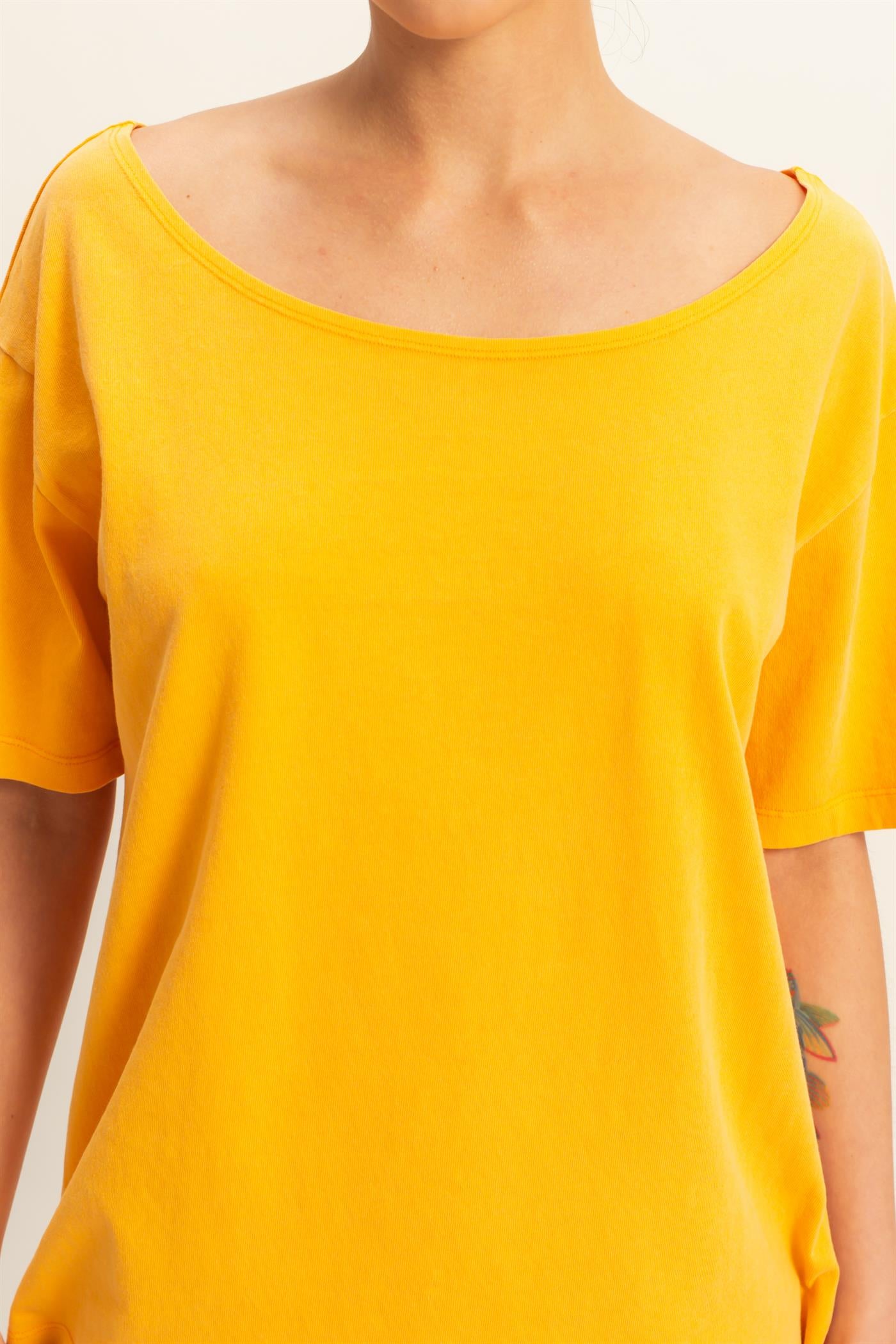 Wholesale Boat Neck Short Sleeve Basic Tee Clothing Tops DZ25E242 ORANGE DOUBLE ZERO