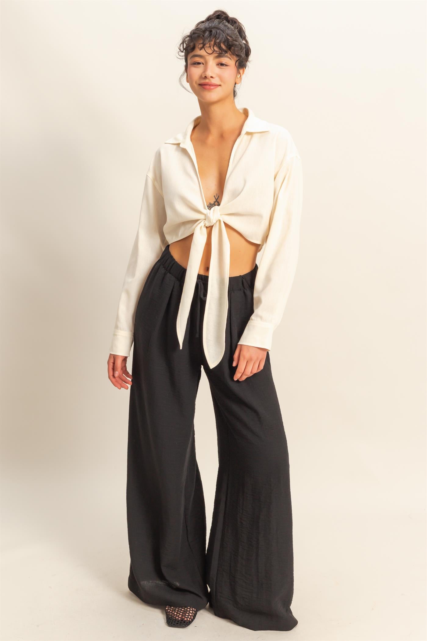 Wholesale Sand Washed Tie Front Crop Top Blouses DZ24C963 WHITE DOUBLE ZERO