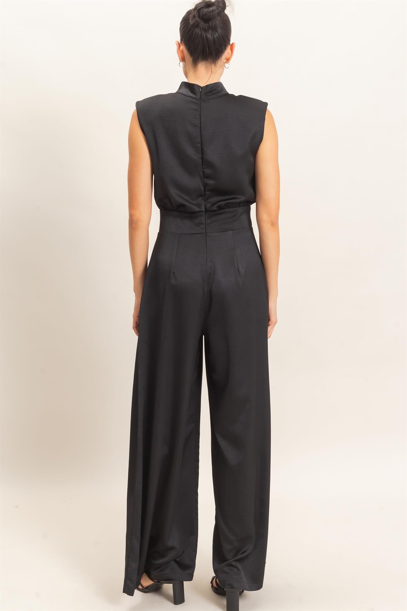 Wholesale Sleeveless Mock Neck Jumpsuit Clothing HF26F209-D BLACK HYFVE