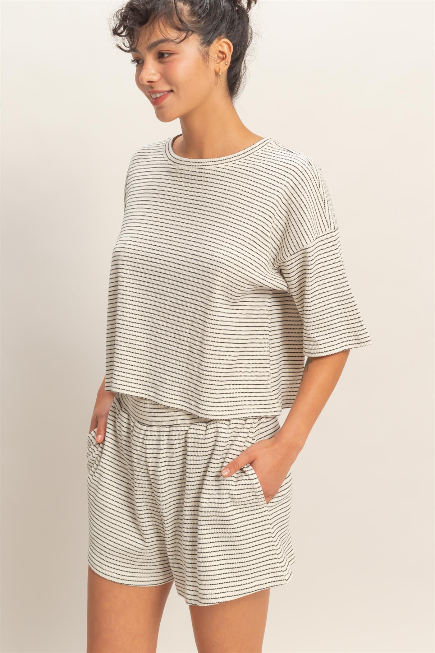 Wholesale Striped Round Neck Top & Shorts Set Clothing DZ26A045-SET CREAM DOUBLE ZERO