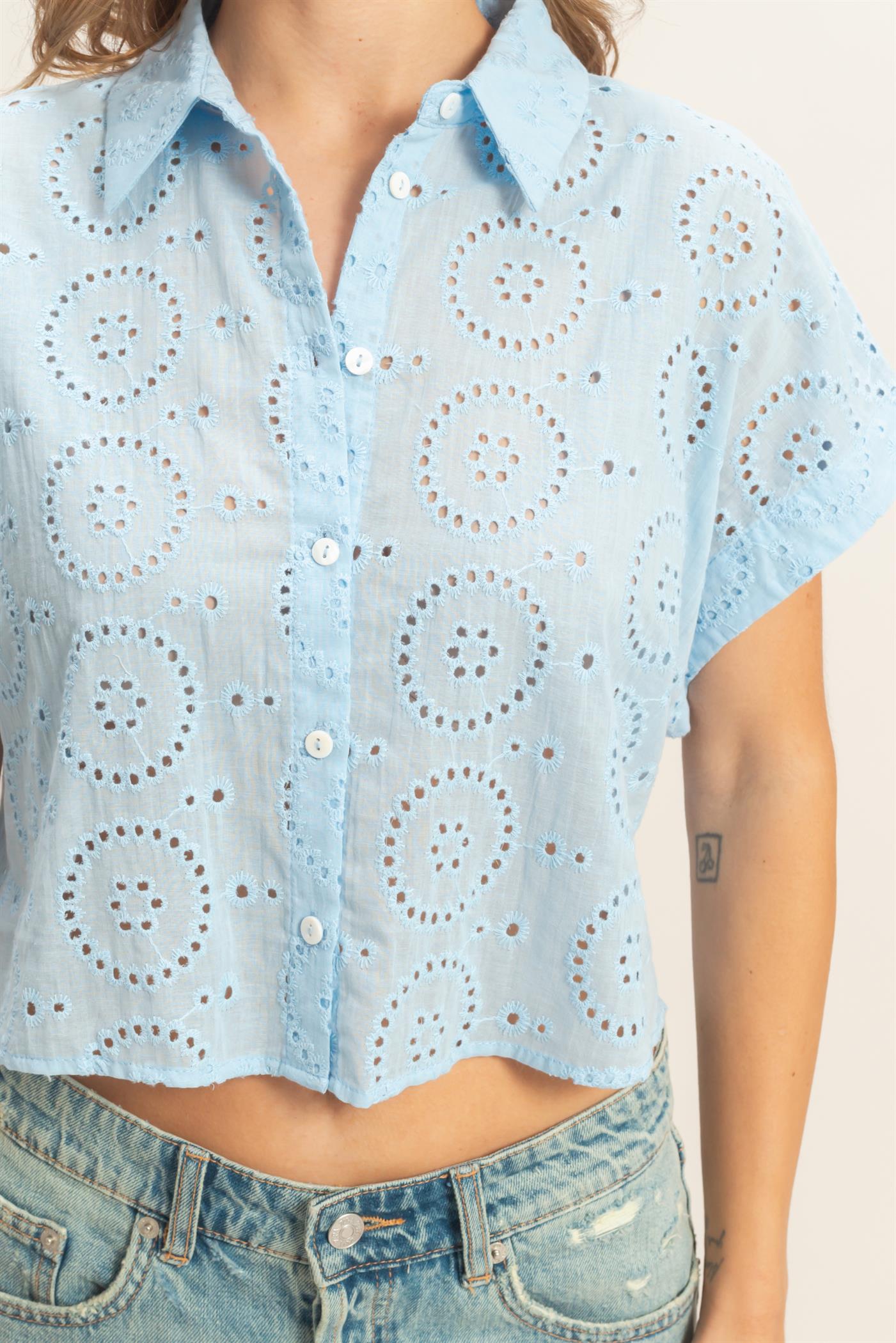 Wholesale Eyelet Cropped Button-Up Shirt Clothing Tops HF26C297 L.BLUE HYFVE
