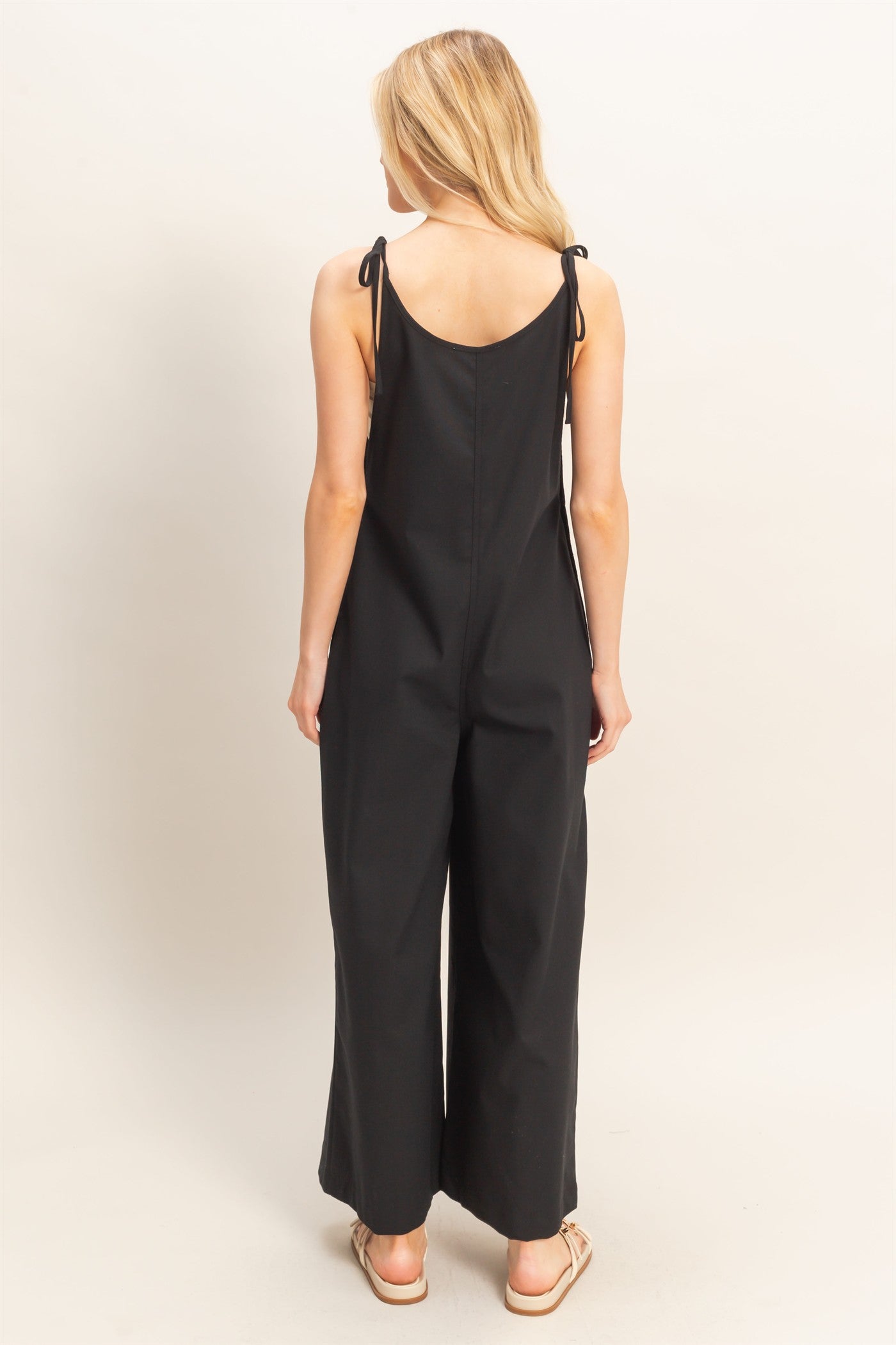 Wholesale Adjustable Strap Jumpsuit Clothing HF26A799 BLACK HYFVE