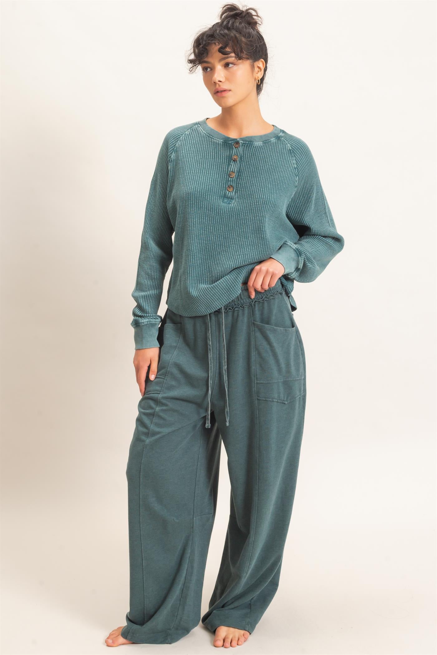 Wholesale Mineral Washed Barrel Sweatpants Pants DZ26F246 DARK GREEN DOUBLE ZERO