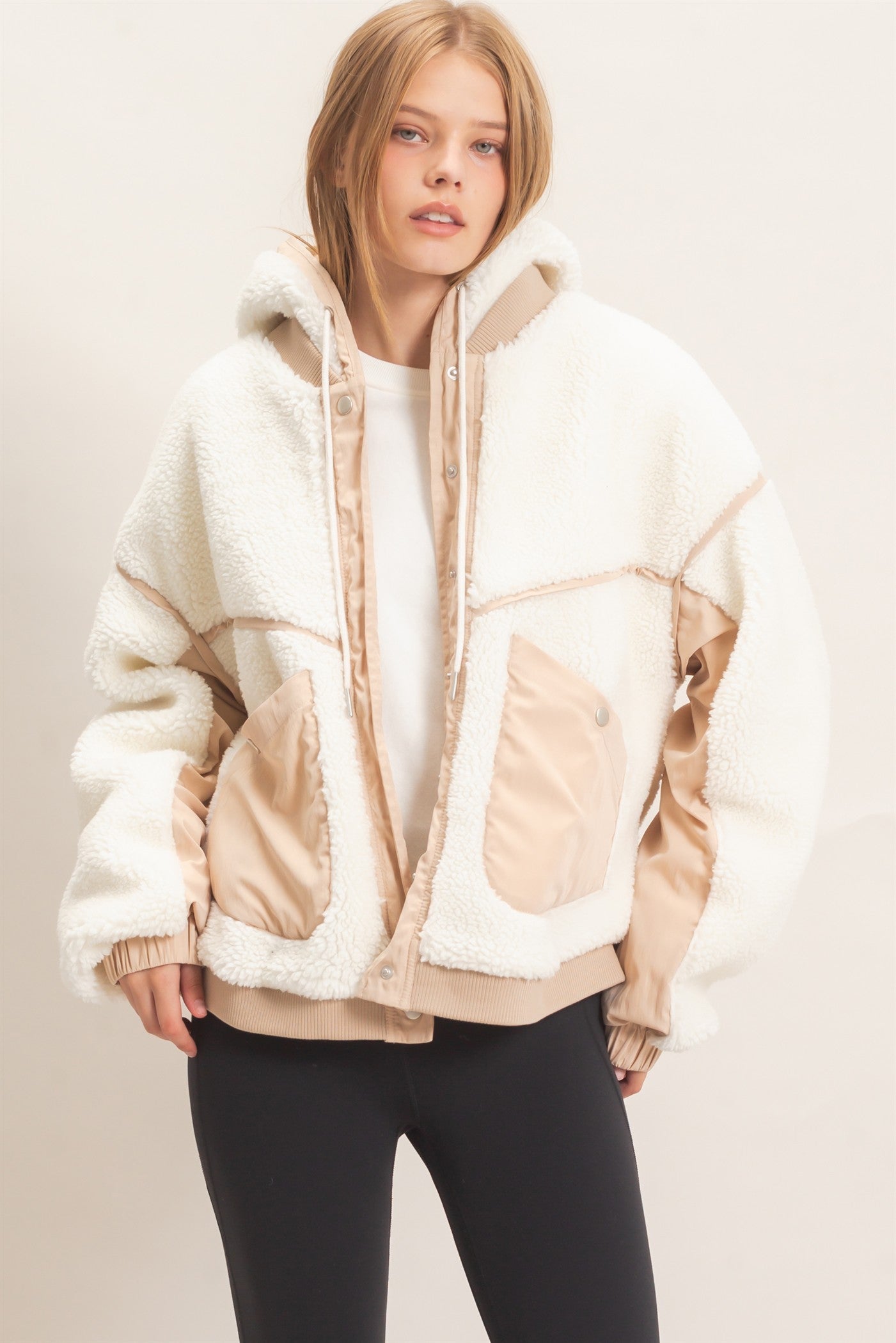 Wholesale Contrast Panel Sherpa Hooded Jacket Hoodies HF26E989 WHIP CREAM HYFVE