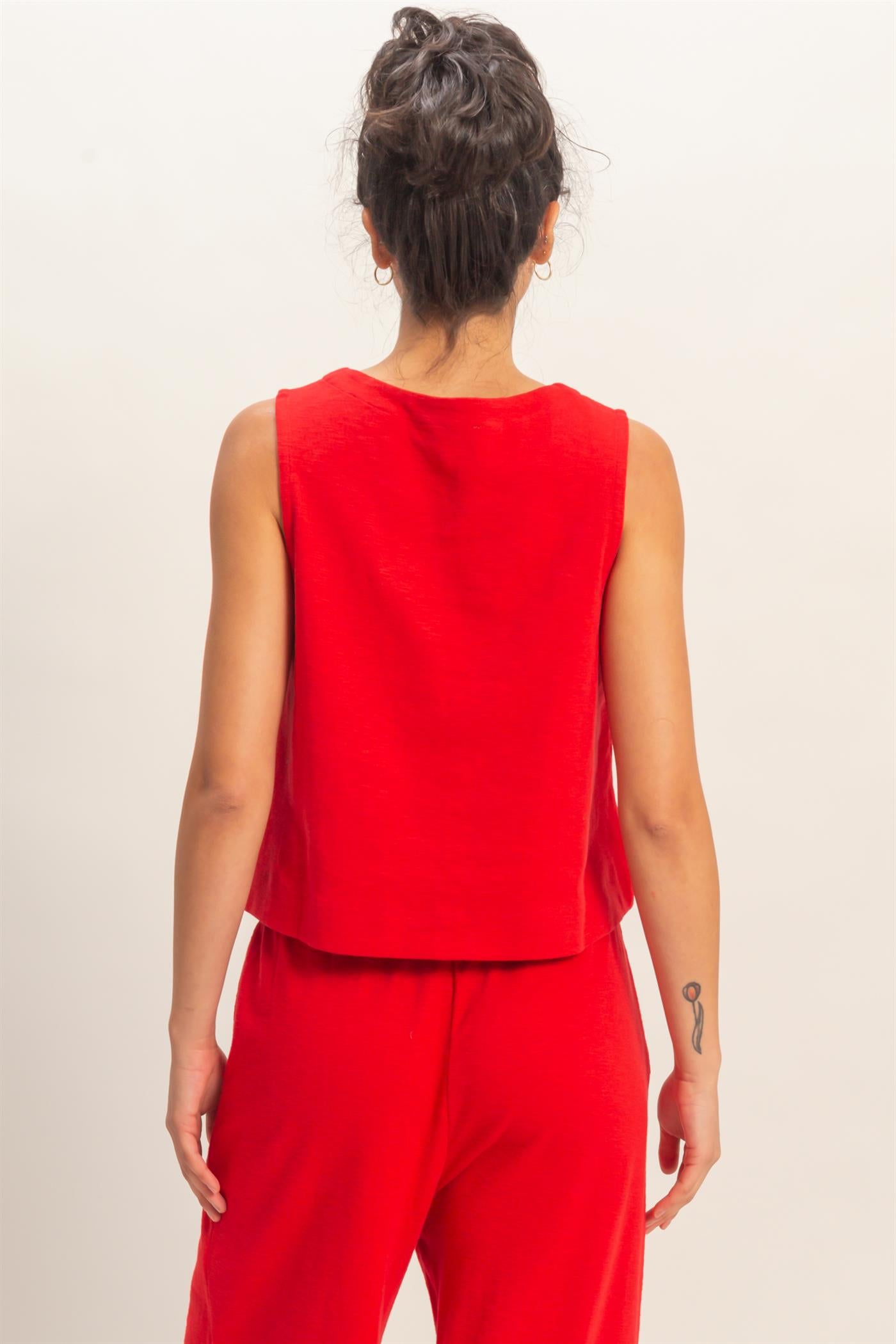 Wholesale Sleeveless Boxy Fit Crew Neck Top Clothing Tops DZ26C090 RED DOUBLE ZERO