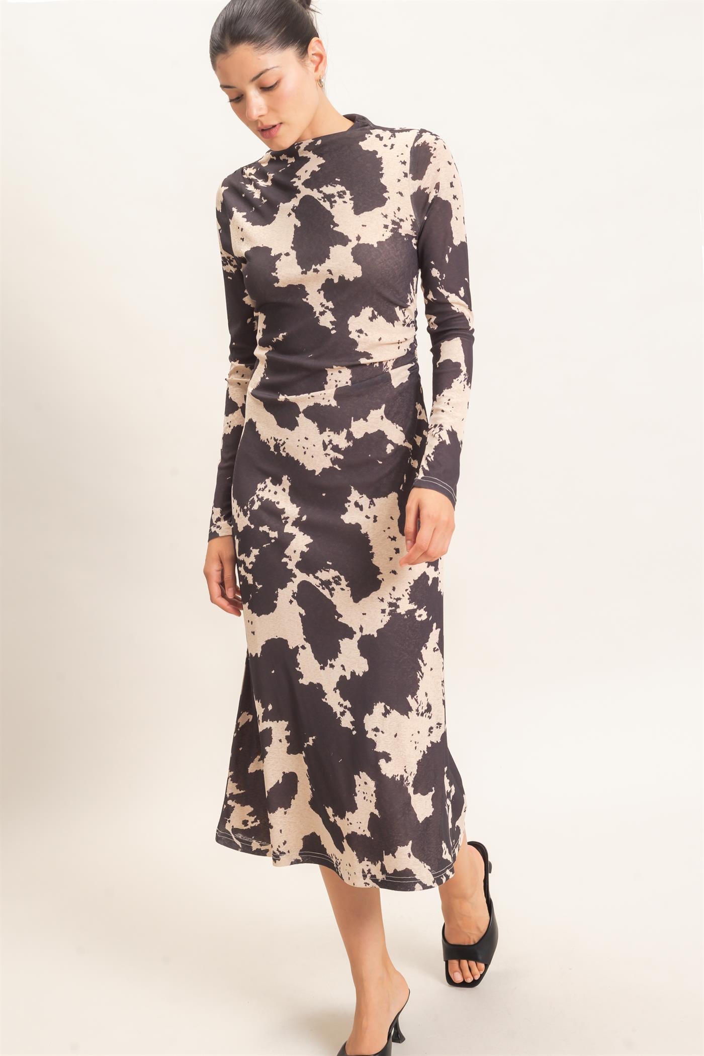 Wholesale Cow Print Knit Midi Dress Dresses HF26E780 BLACK HYFVE