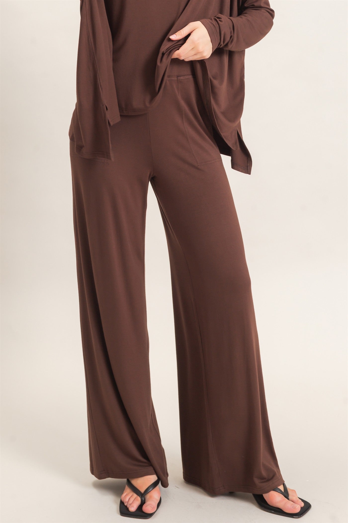 Wholesale Wide-Leg Elastic Waist Pants Pants HF26F299-D ESPRESSO HYFVE