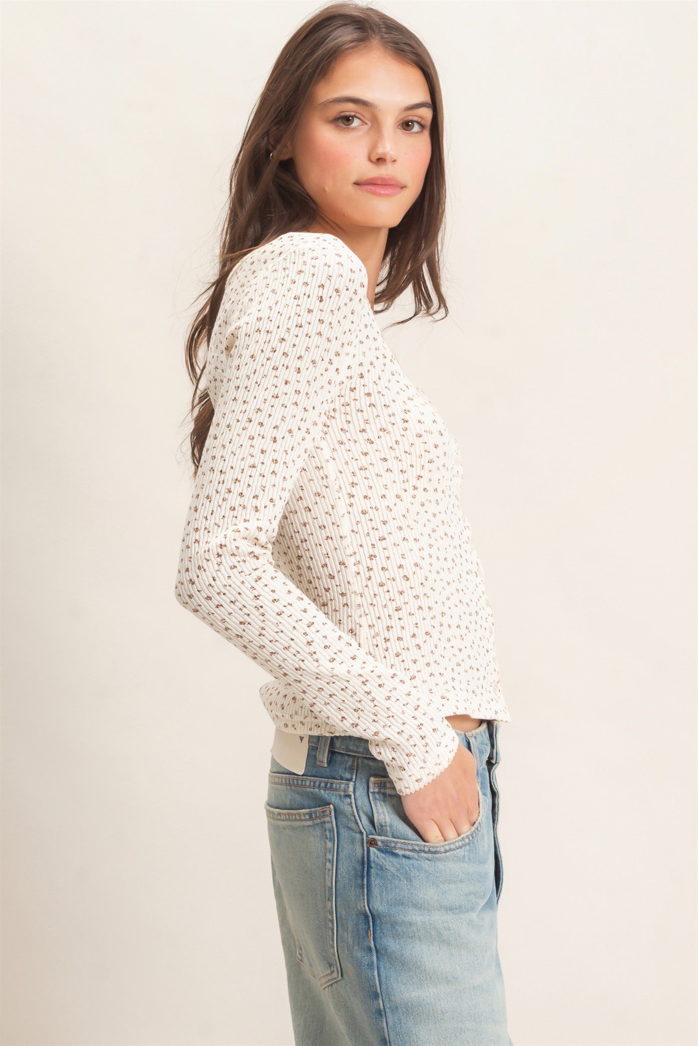 Wholesale Square Neck Button-Up Top Clothing Tops HF26E675 CREAM HYFVE