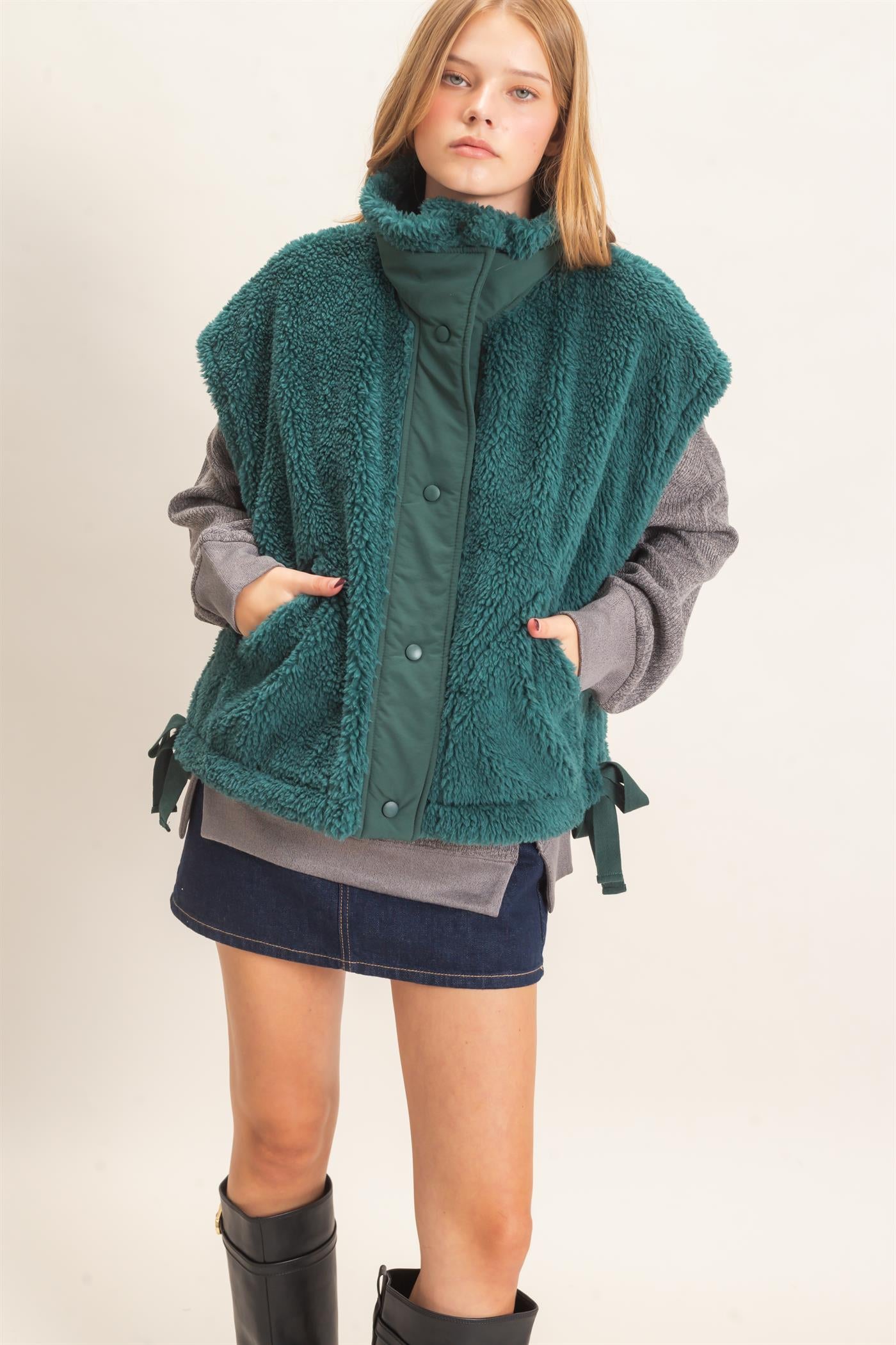 Wholesale Sherpa Vest With Snap Closure Outerwear HF26F131-D GREEN HYFVE