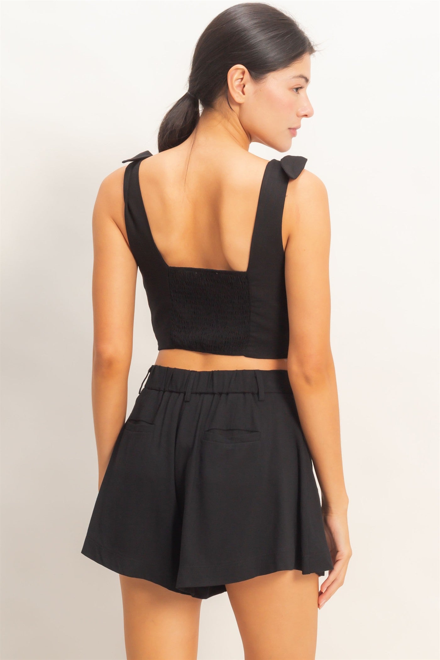 Wholesale Button-Up Tie Strap Crop Top Clothing Tops HF26A445 BLACK HYFVE