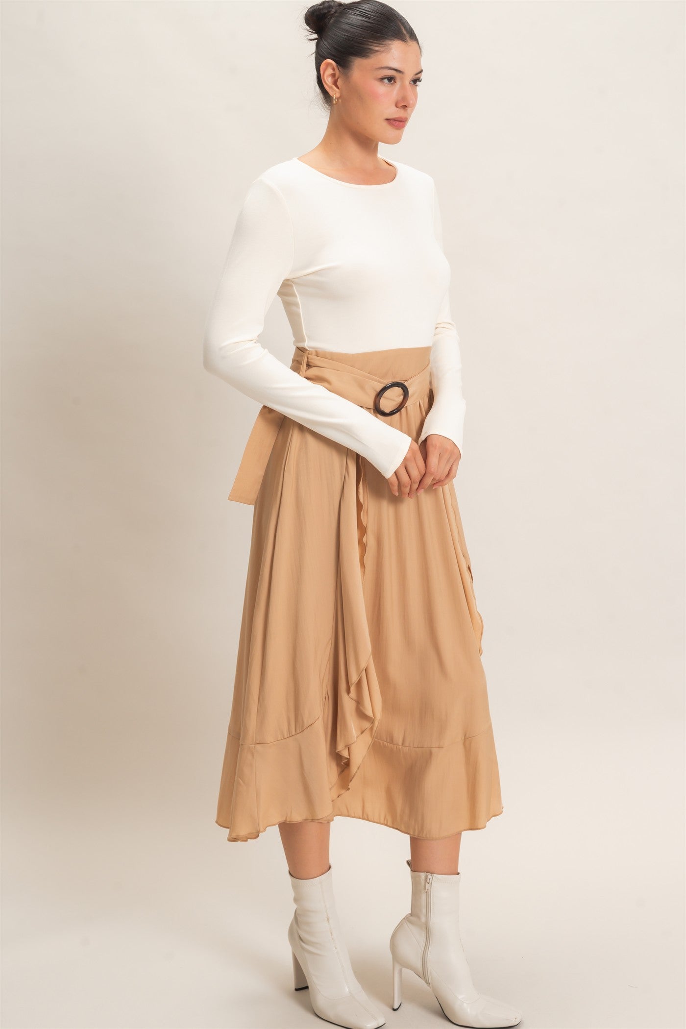 Wholesale Long Sleeve Flowy Dress Dresses HF26C997 CREAM HYFVE
