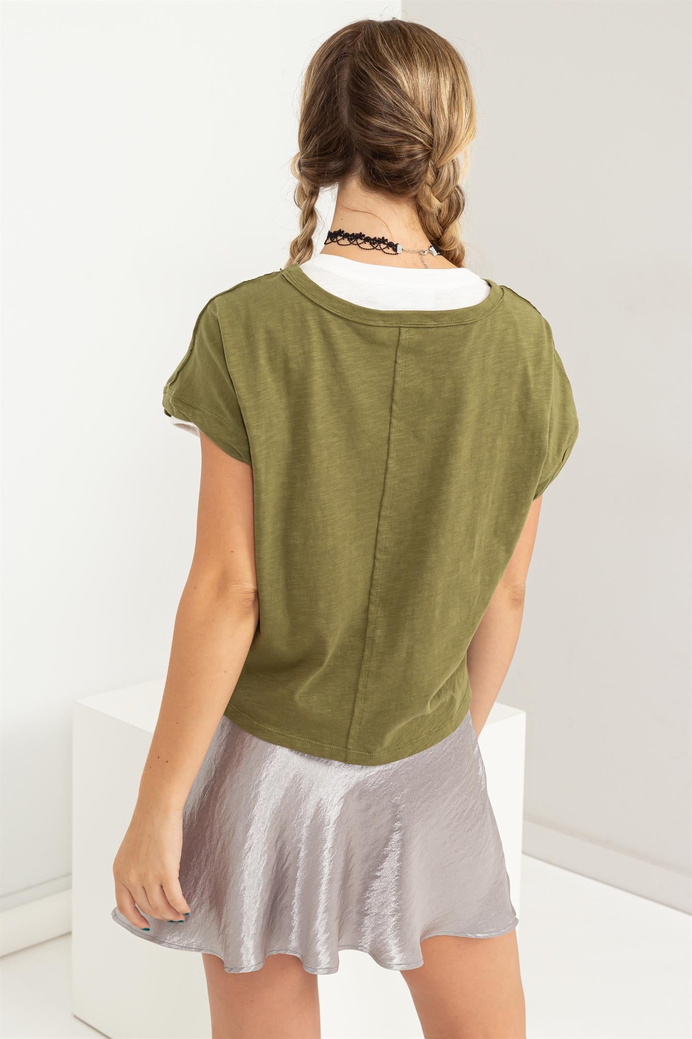 Wholesale Raw Edge Detail Short Sleeve T Shirt Clothing Tops DZ24C244 MOSS DOUBLE ZERO