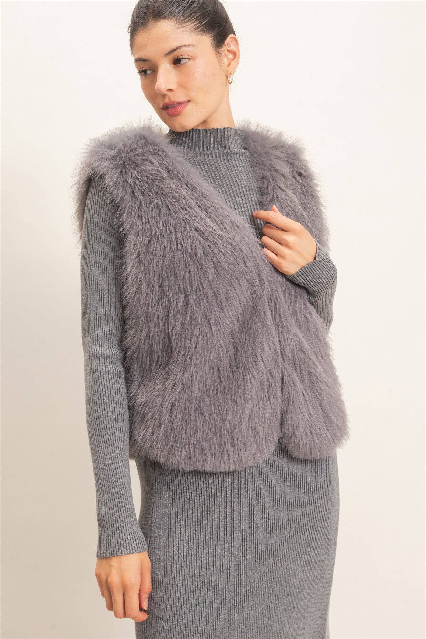 Wholesale Open-Front Faux Fur Vest Vests HF26F164 GRAY HYFVE