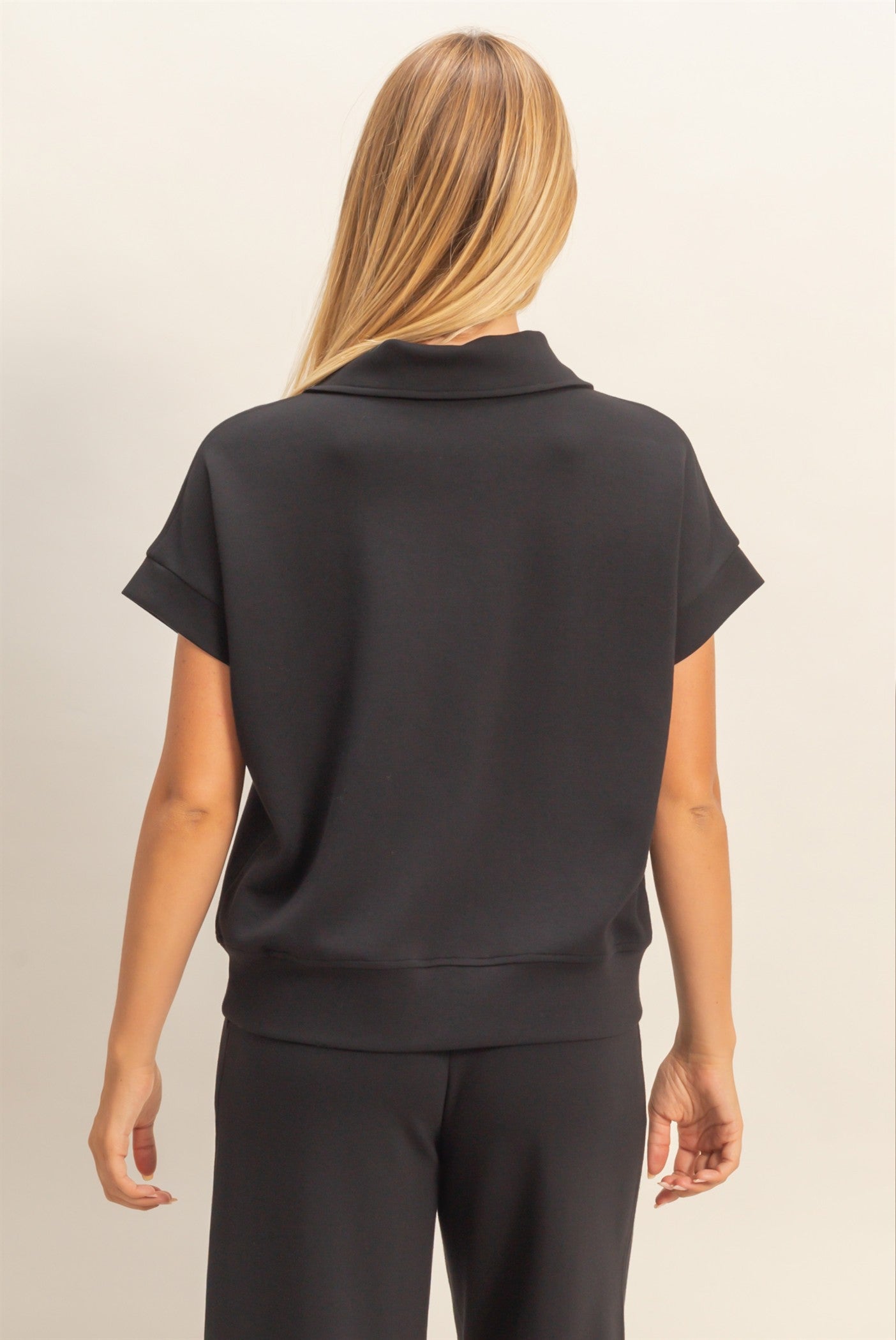 Wholesale Short Sleeve High Neck Half-Zip Top Clothing Tops DZ26C735 BLACK DOUBLE ZERO
