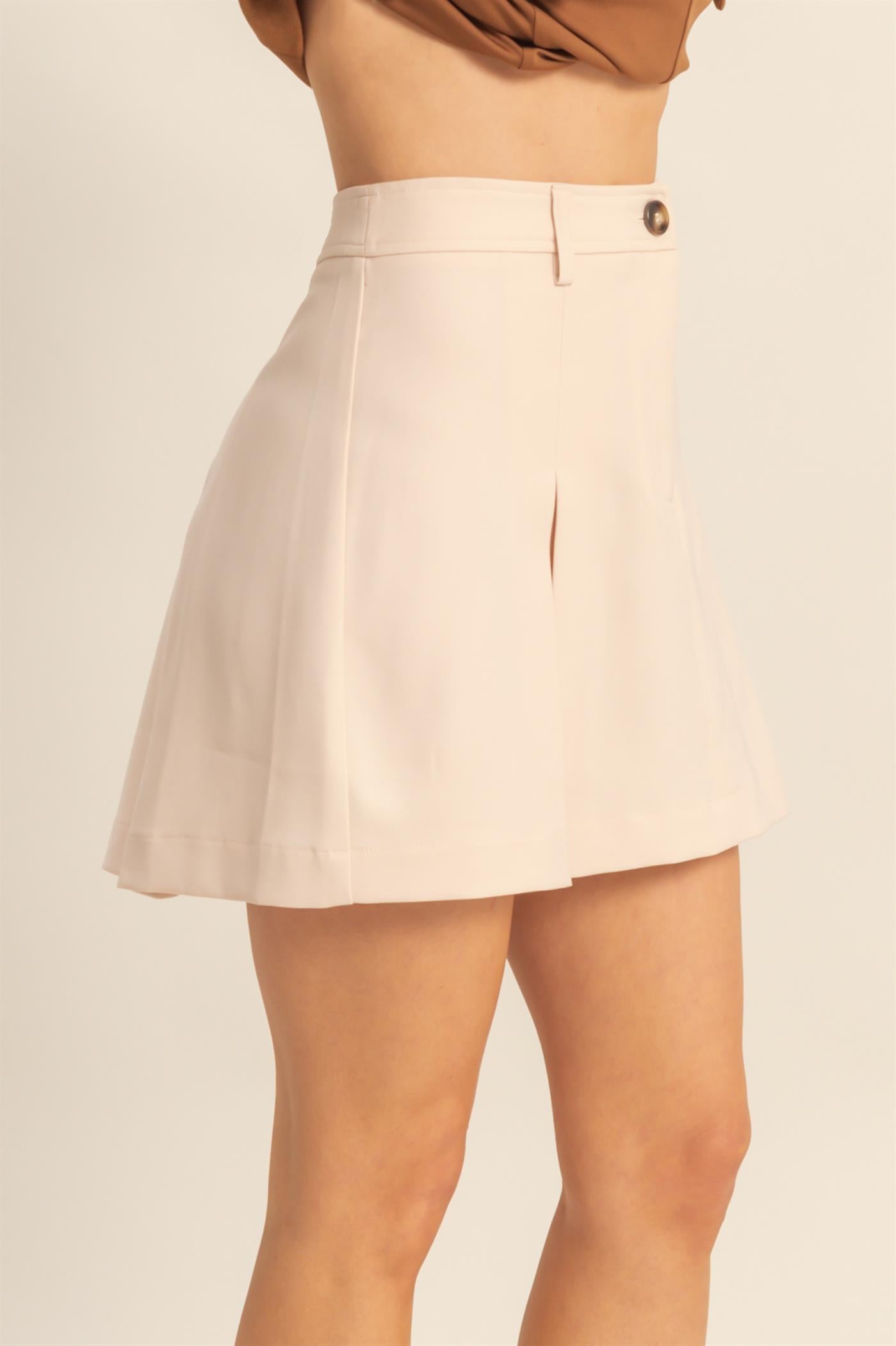 Wholesale Pleated Mini Skirt With Tailored Waistband Skirts HF25C867 ALMOND HYFVE