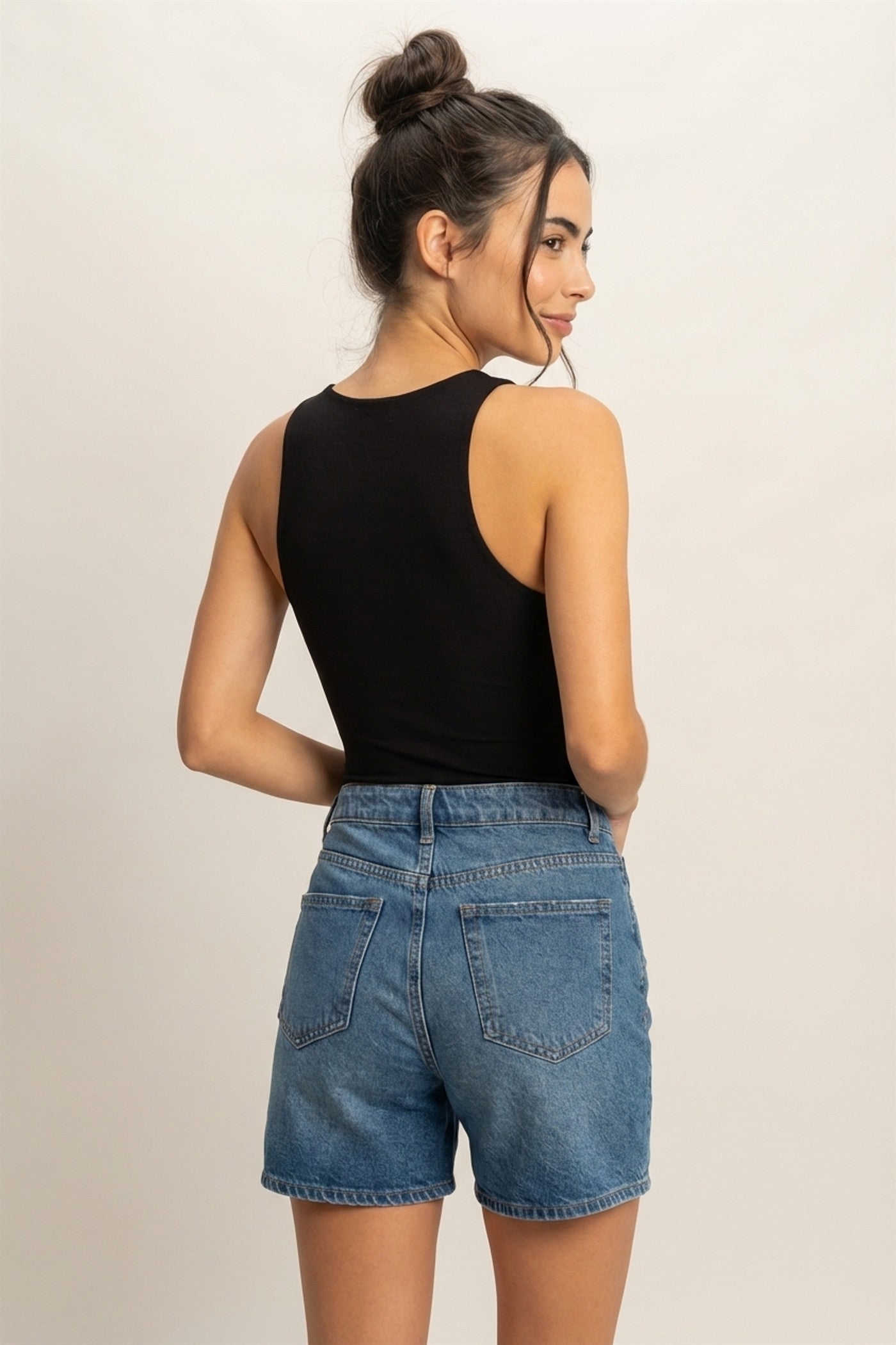 Wholesale Sleeveless Tank Top Bodysuit Clothing Tops DZ24A893-D BLACK DOUBLE ZERO