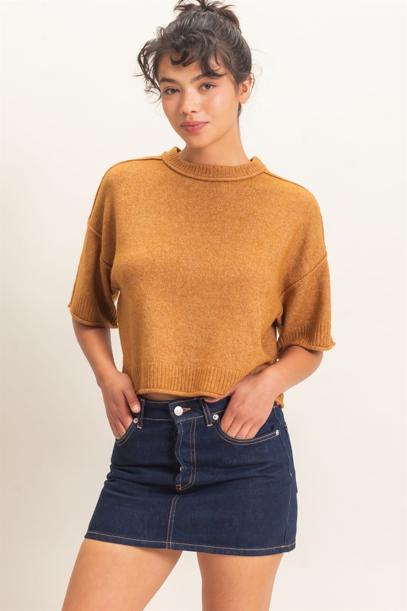 Wholesale Seam Detail Short Sleeve Knit Top Clothing Tops DZ26A827 CAMEL DOUBLE ZERO