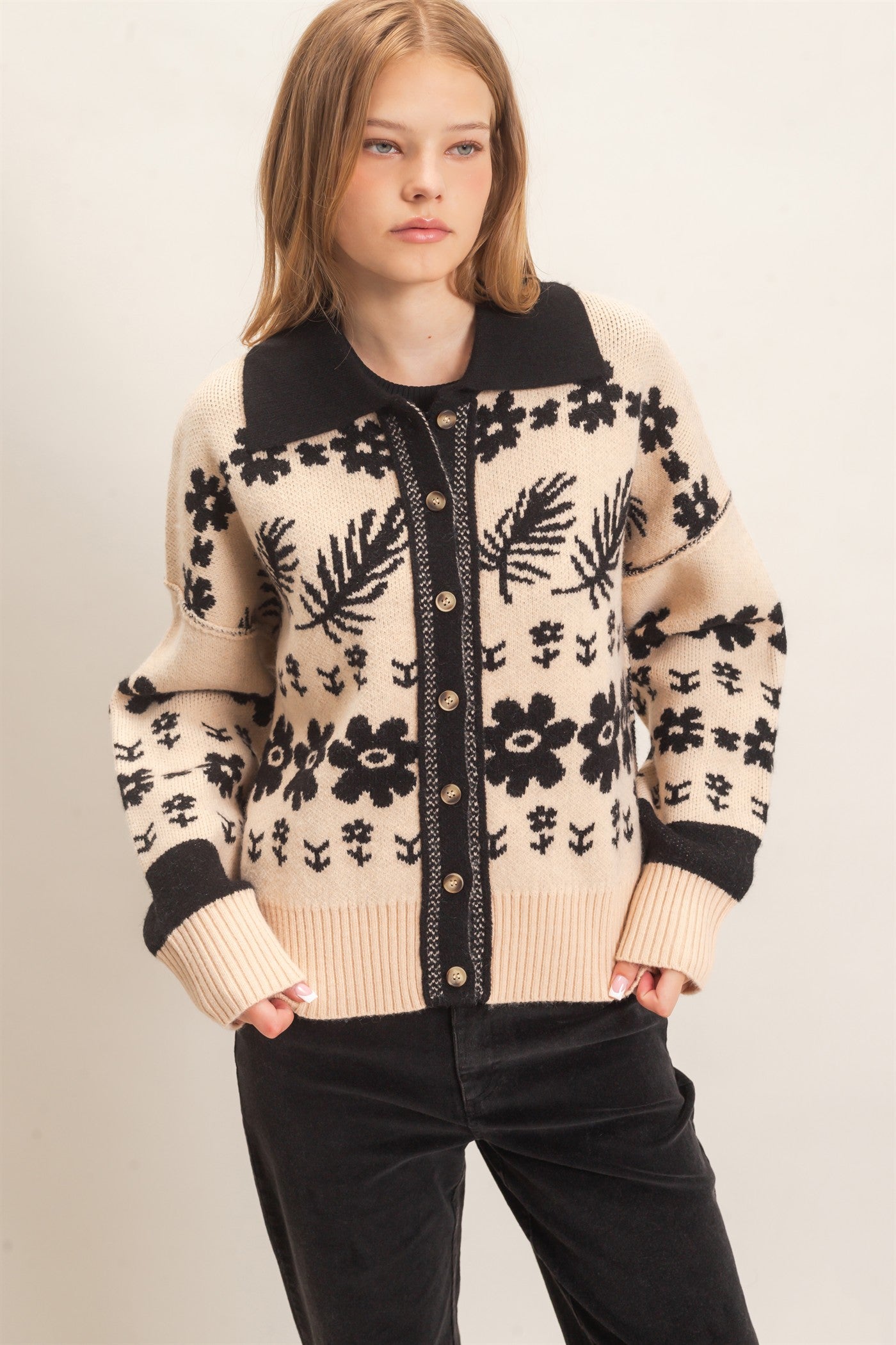 Wholesale Floral Jacquard Collared Cardigan Cardigans HF26E885 SAND HYFVE