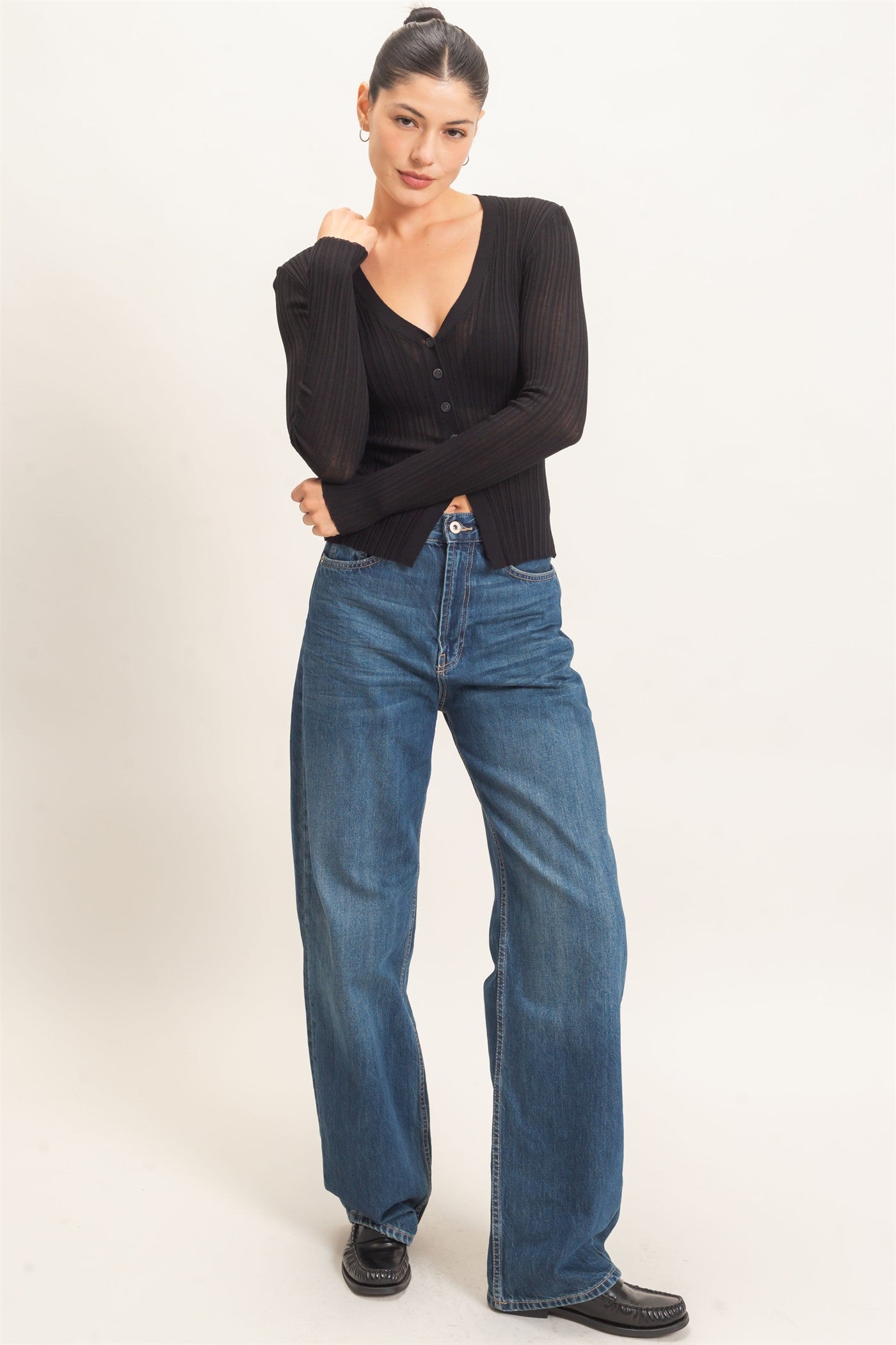 Wholesale Ribbed V-Neck Cardigan Cardigans HF26E154 BLACK HYFVE
