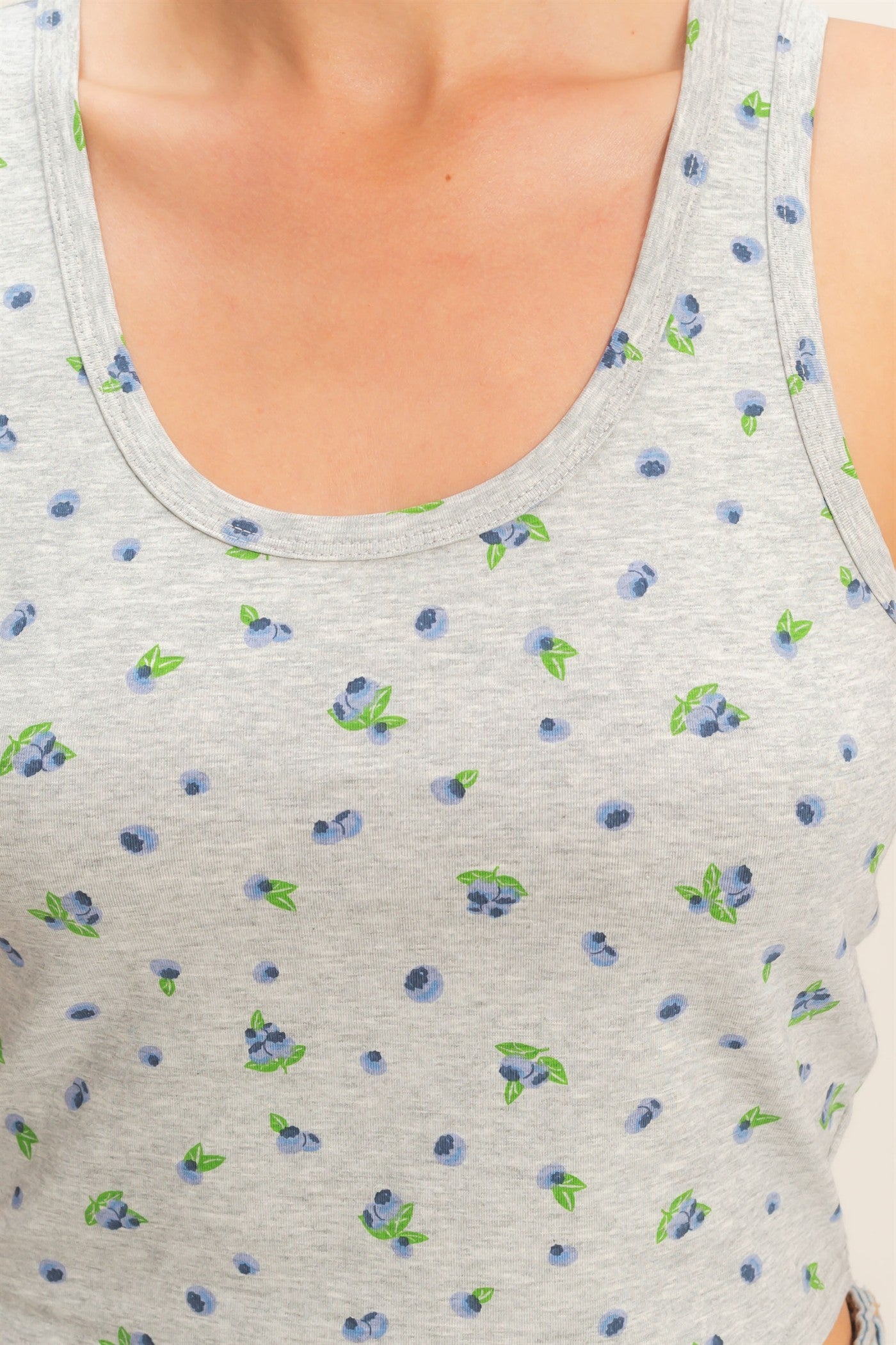 Wholesale Scoop Neck Blueberry Print Tank Tank Tops HF26C785 HEATHER GRAY HYFVE