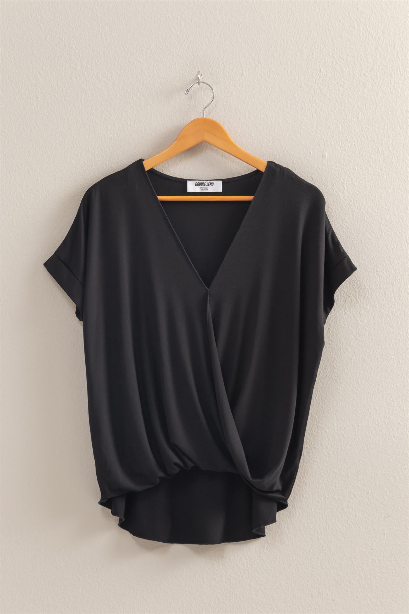 Wholesale Short Sleeve Surplice Top Clothing Tops DZ25E289 BLACK DOUBLE ZERO