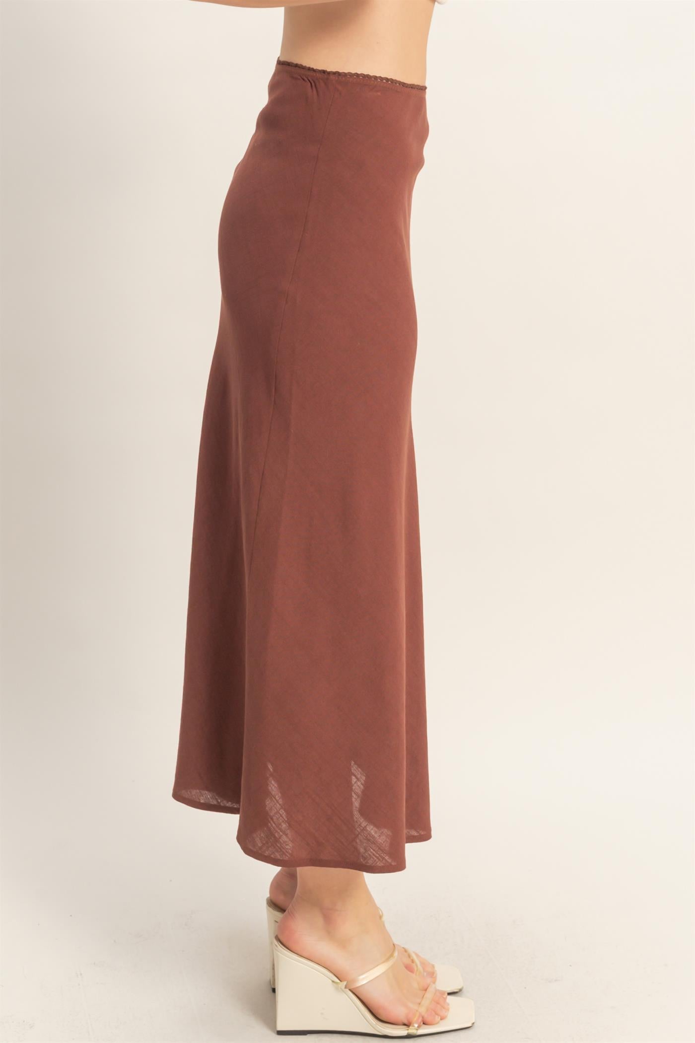 Wholesale Maxi Skirt With Elastic Waistband Skirts HF26A473-D CHOCOLATE HYFVE
