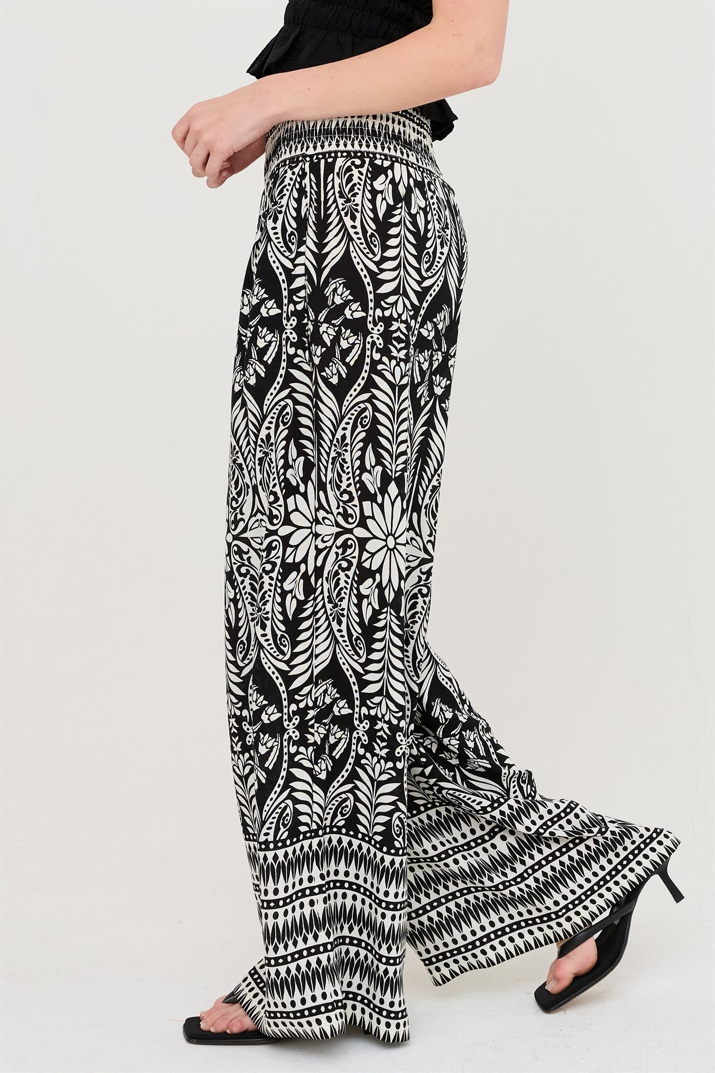 Wholesale Smocked Waist Floral Pants Pants HF26C161-D BLACK HYFVE