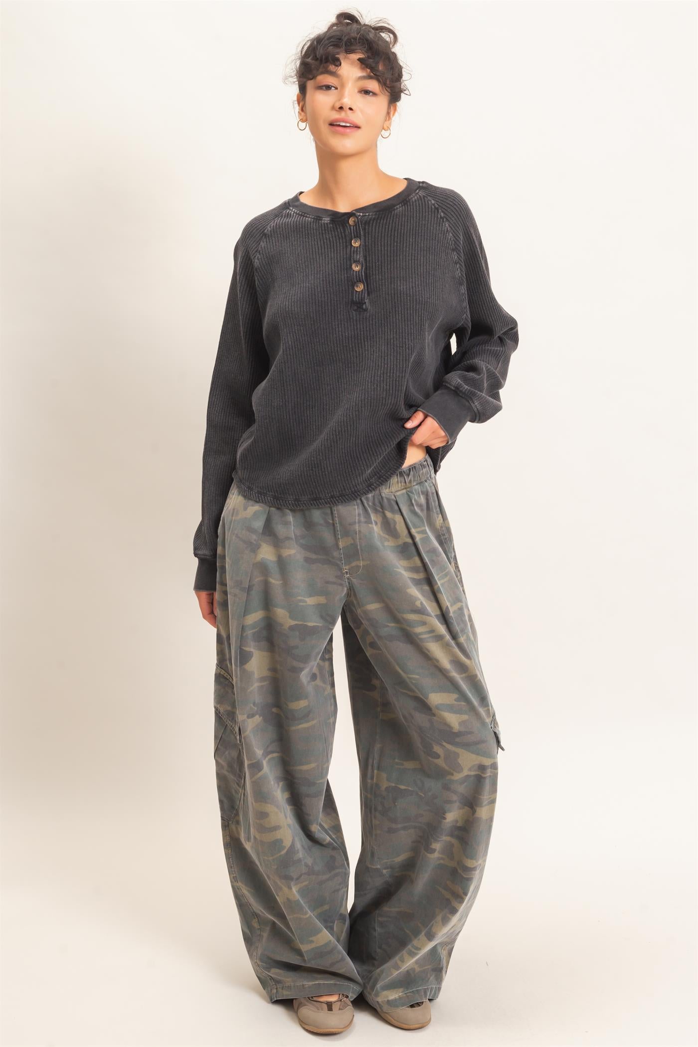 Wholesale Camouflage Cargo Pocket Pants Pants DZ26C891 DARK GREEN DOUBLE ZERO