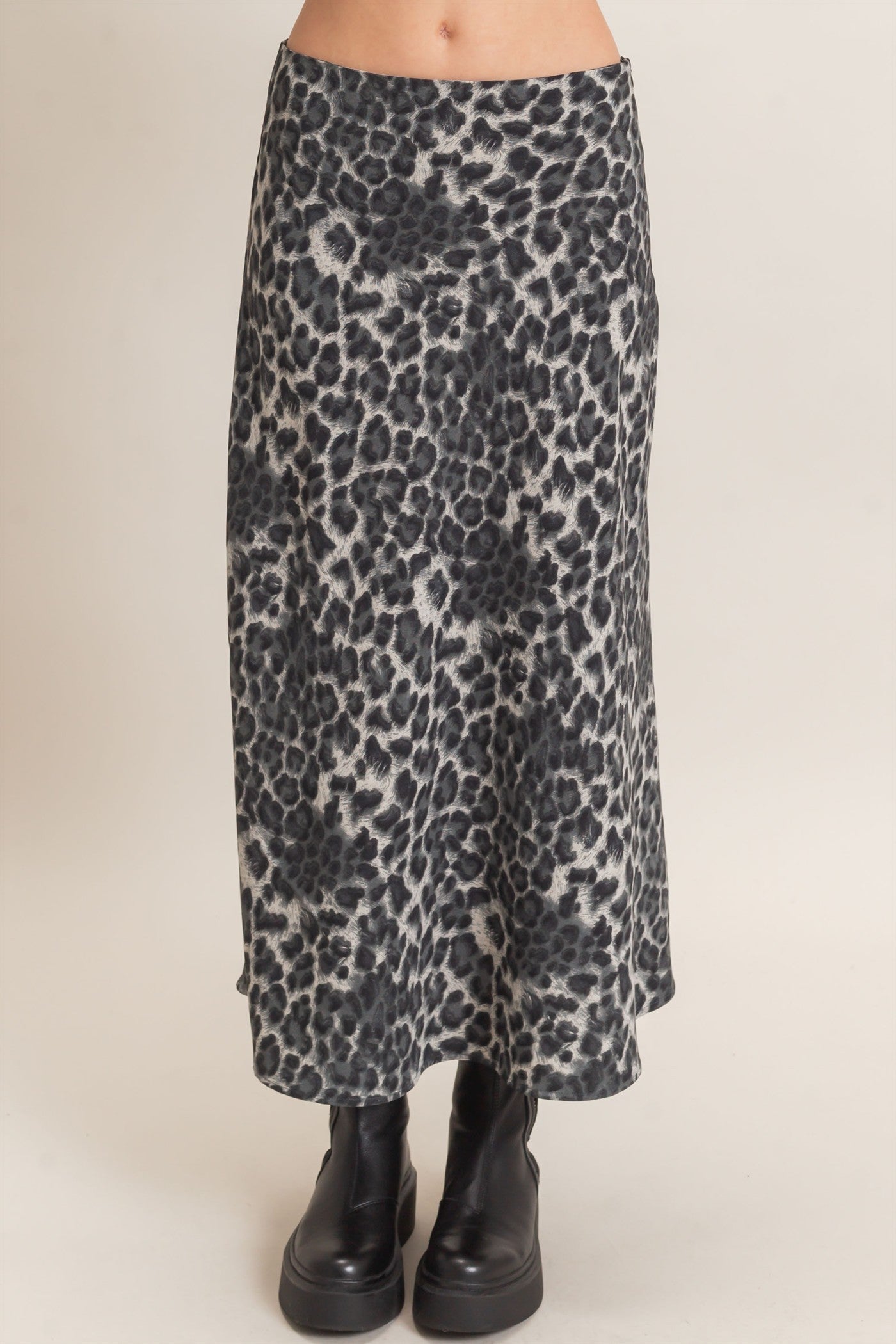 Wholesale Leopard Print Midi Skirt Skirts HF26F159 BLACK DOUBLE ZERO